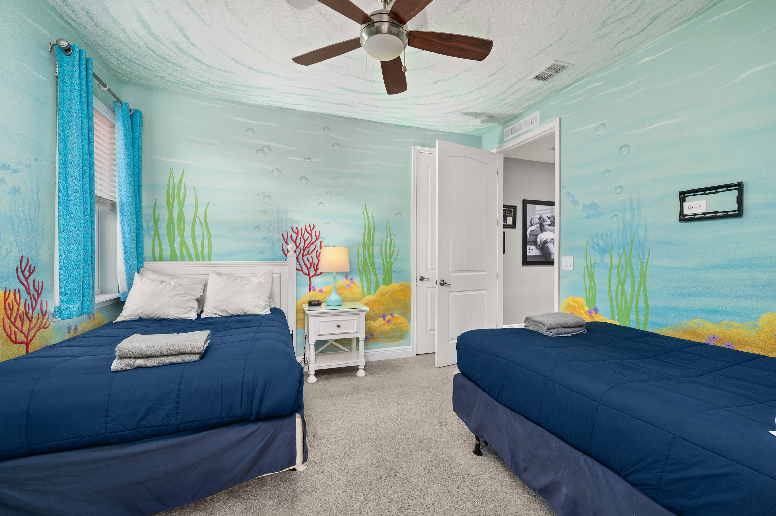 Spacious retreat w/ pool & hot tub