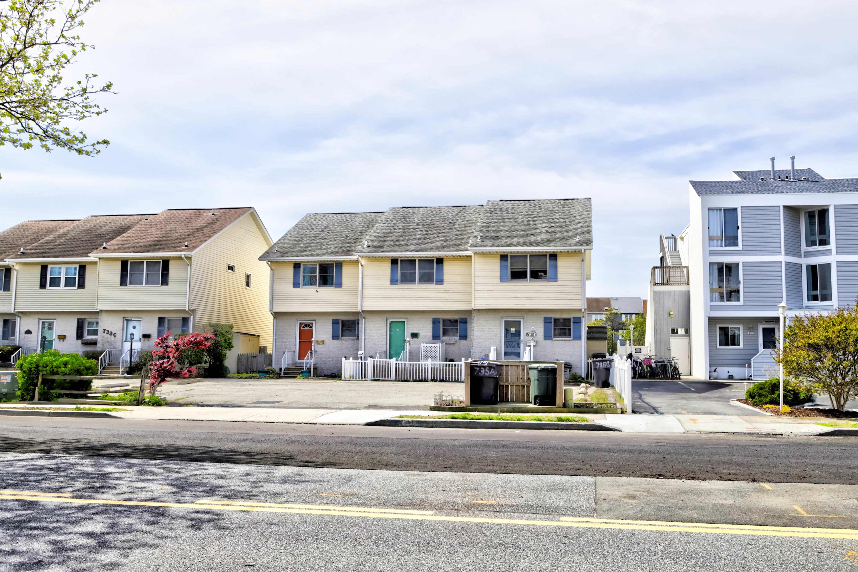 Meadows at Manklin B | Pet Friendly Townhome on 94th Street