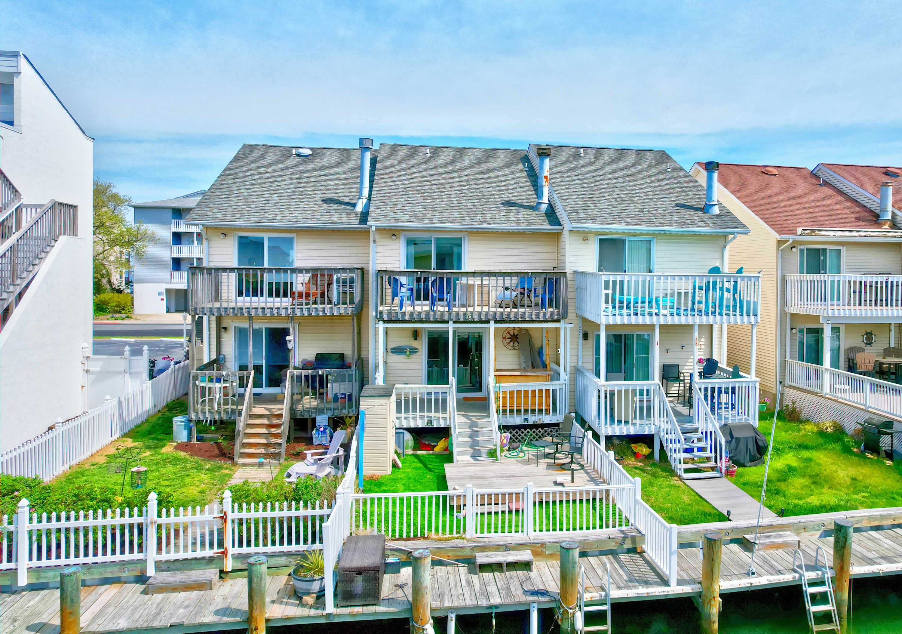Meadows at Manklin B | Pet Friendly Townhome on 94th Street