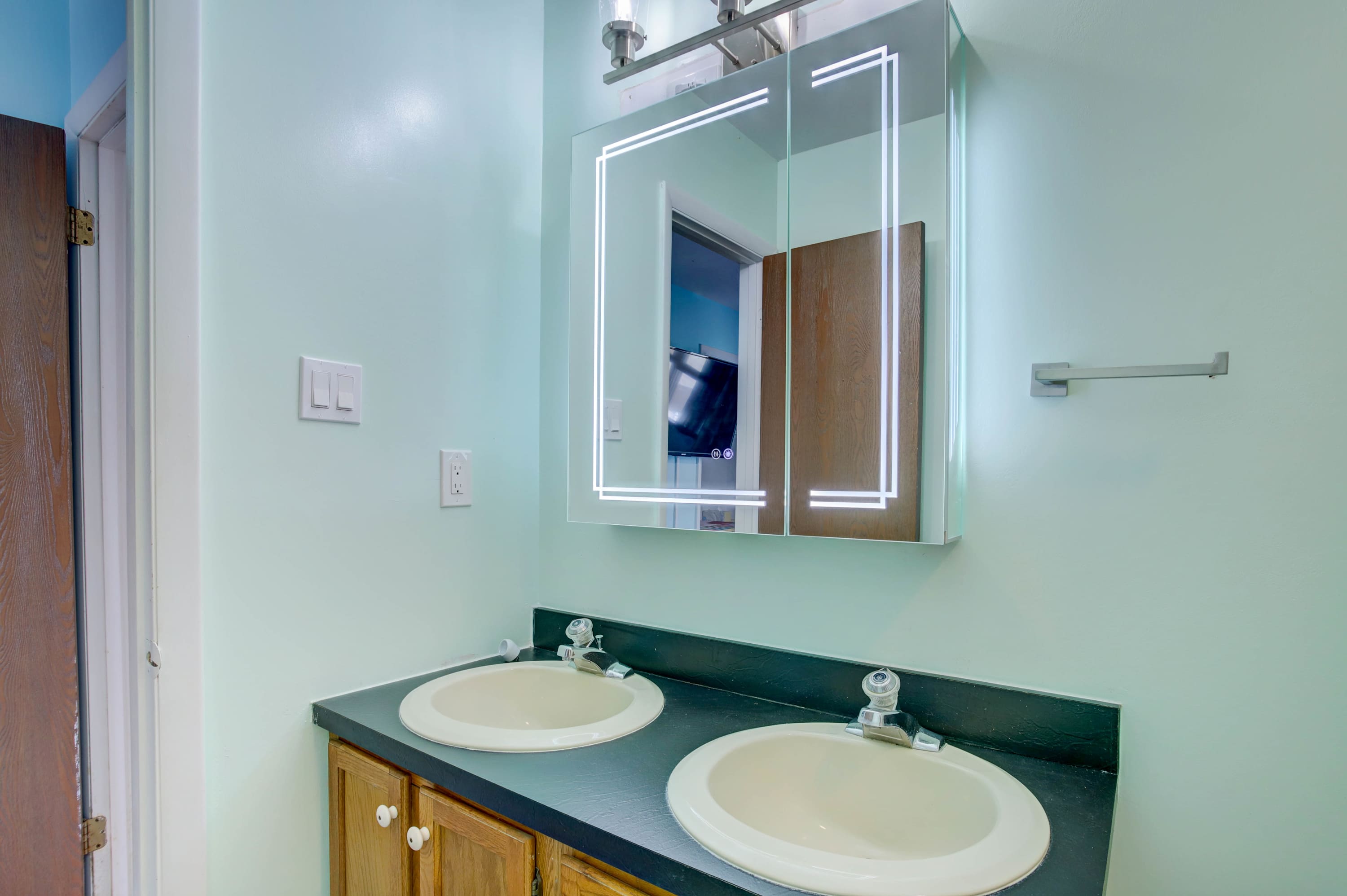 Meadows at Manklin B | Pet Friendly Townhome on 94th Street