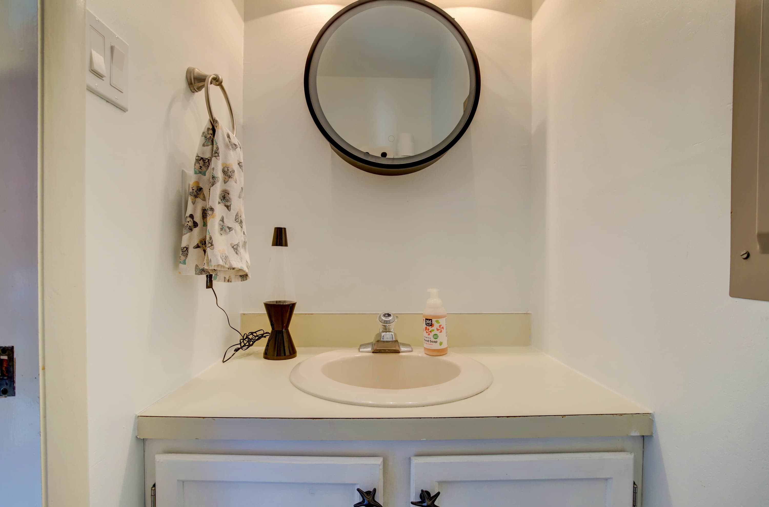 Meadows at Manklin B | Pet Friendly Townhome on 94th Street