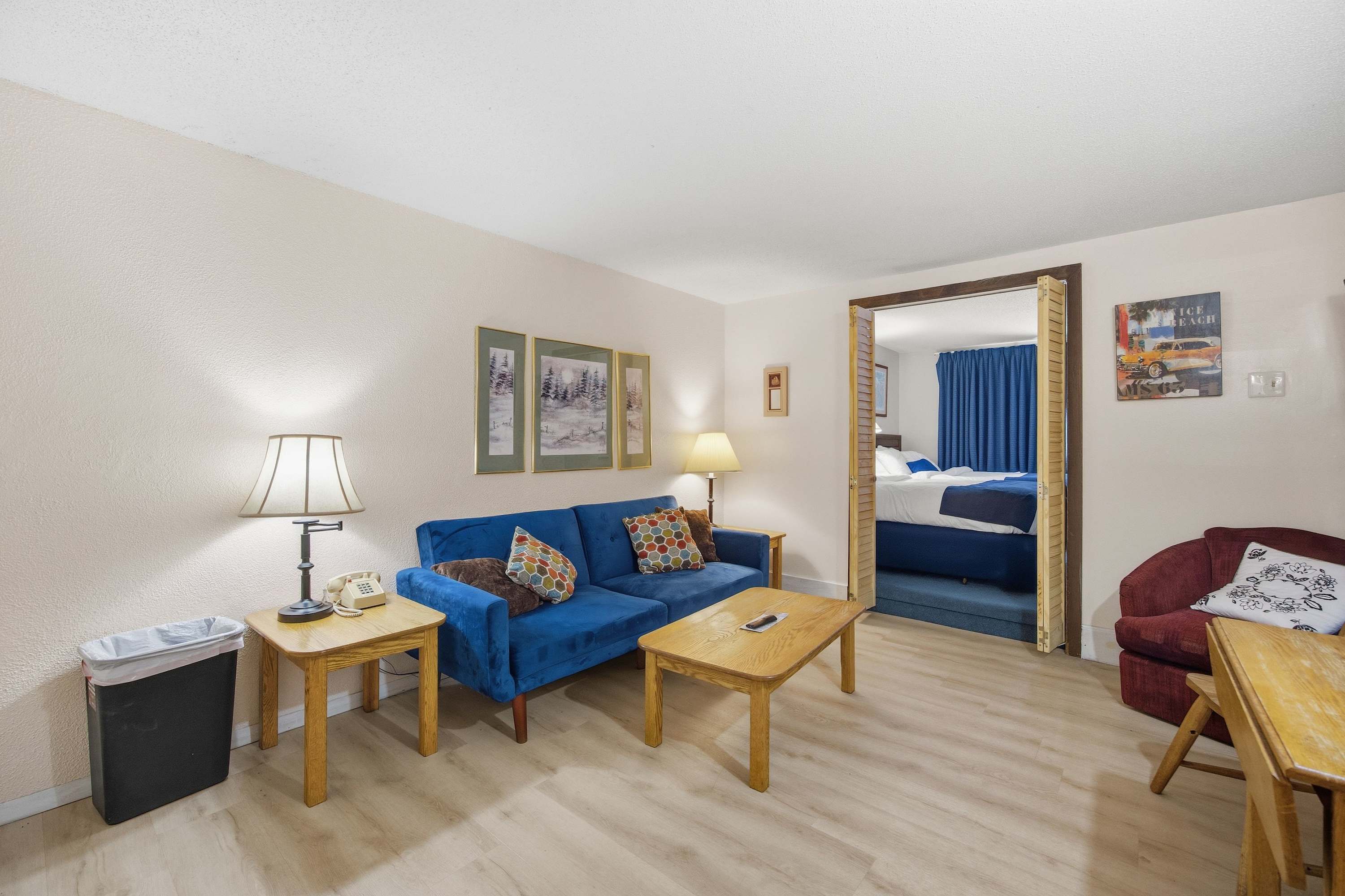 Eastern Hemlock Hideout