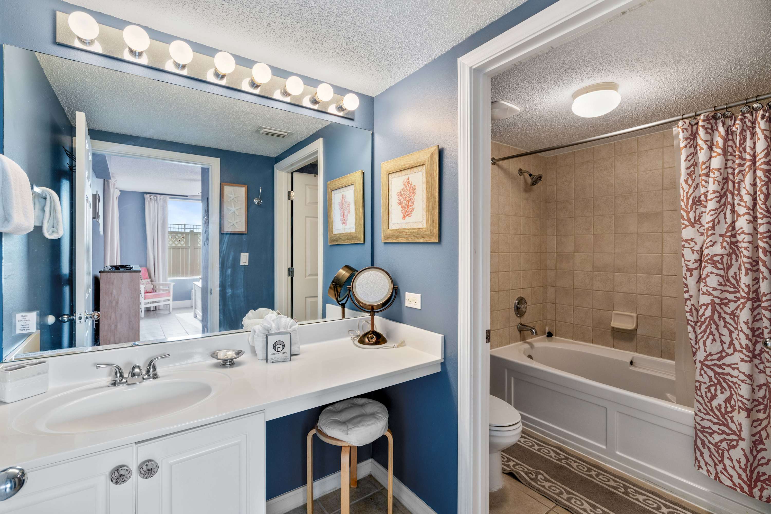 Island Princess Unit 106 17