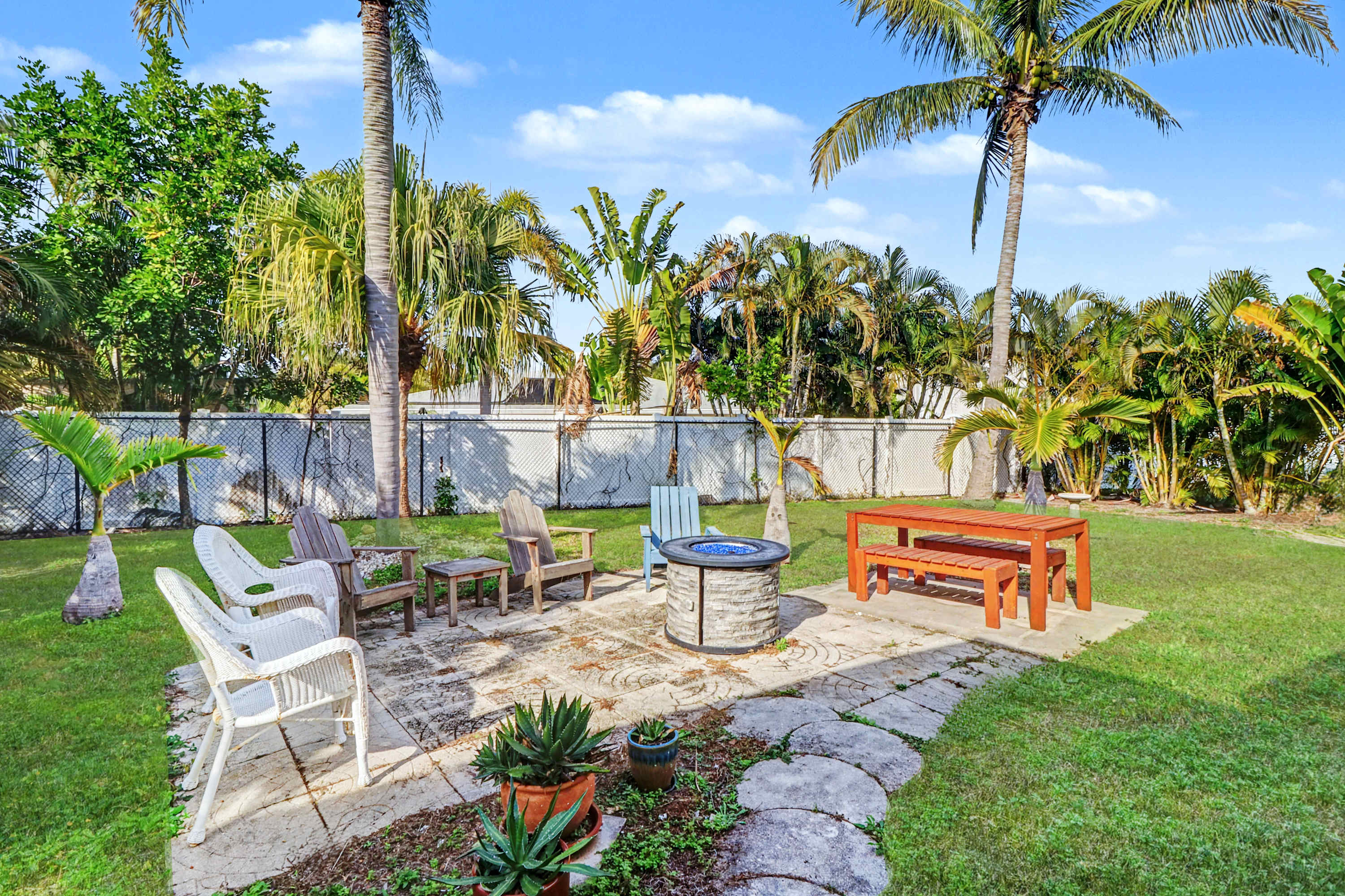 Renovated Coastal Retreat Near Beach | Firepit & Yard — Indian Rocks Beach, FL — vacation rental