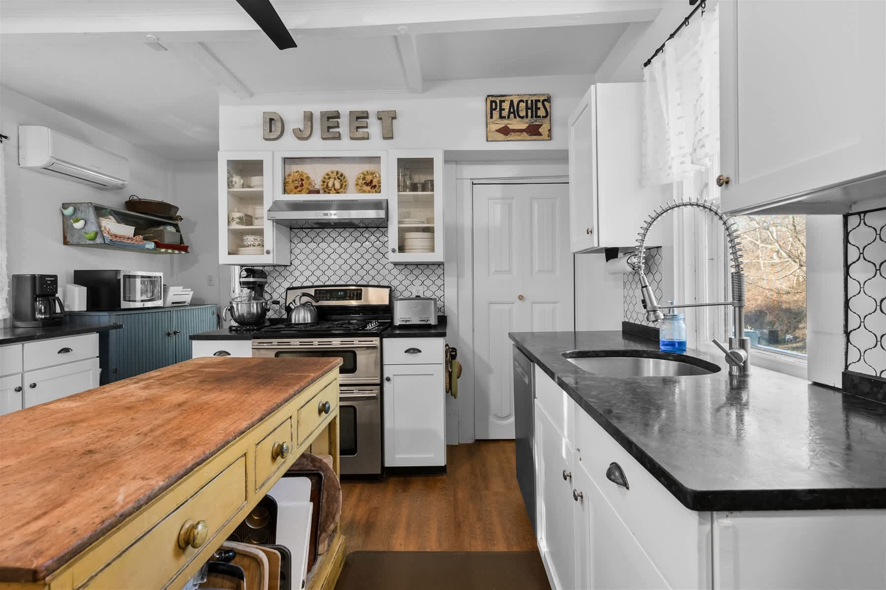 New 2026 7 Bedroom Cape Cod Escape with Guest House Near Craigville Beach 7