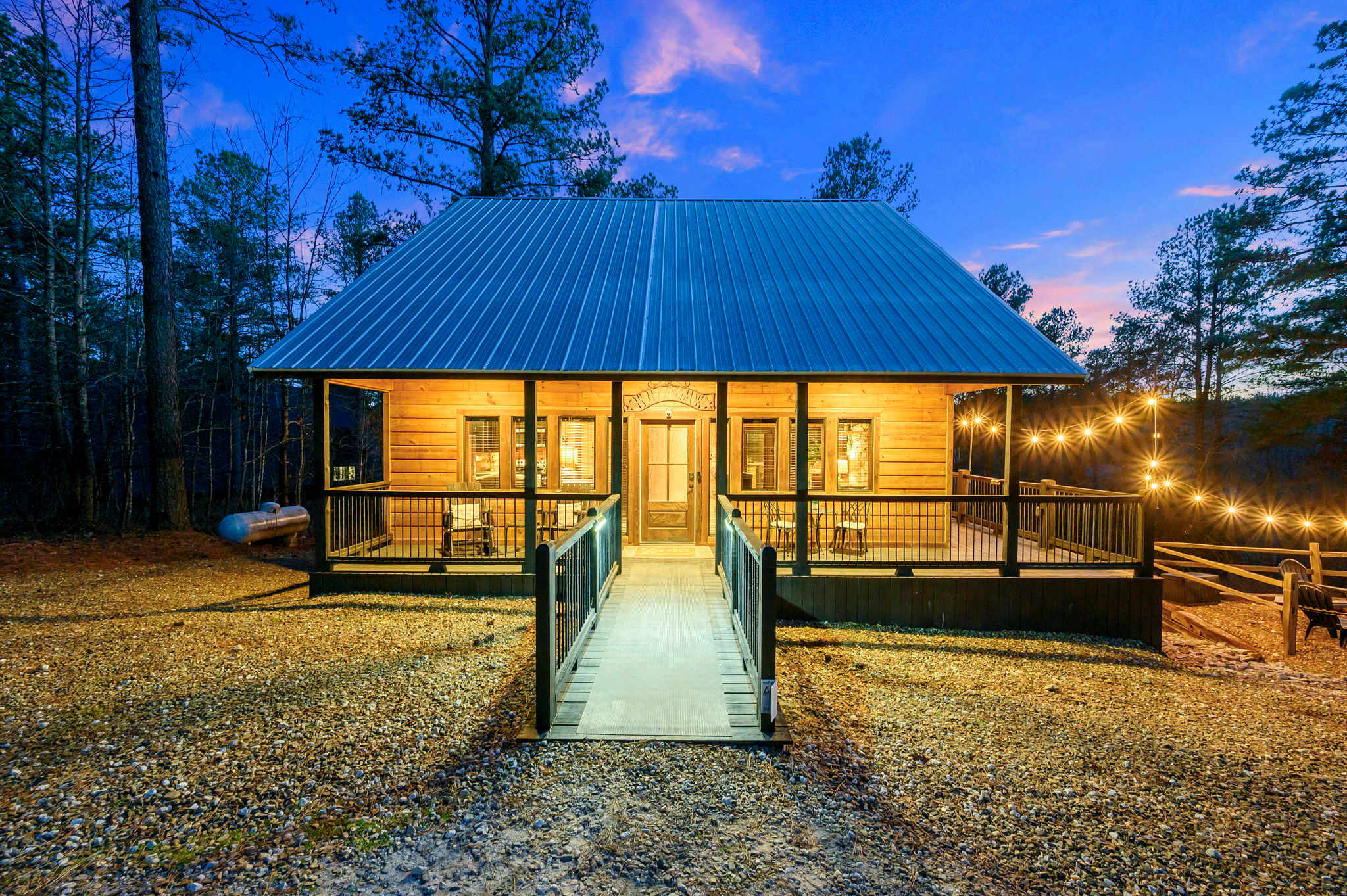 New! Eagle Hollow! Hot Tub-Arcade-Foosball-Firepit