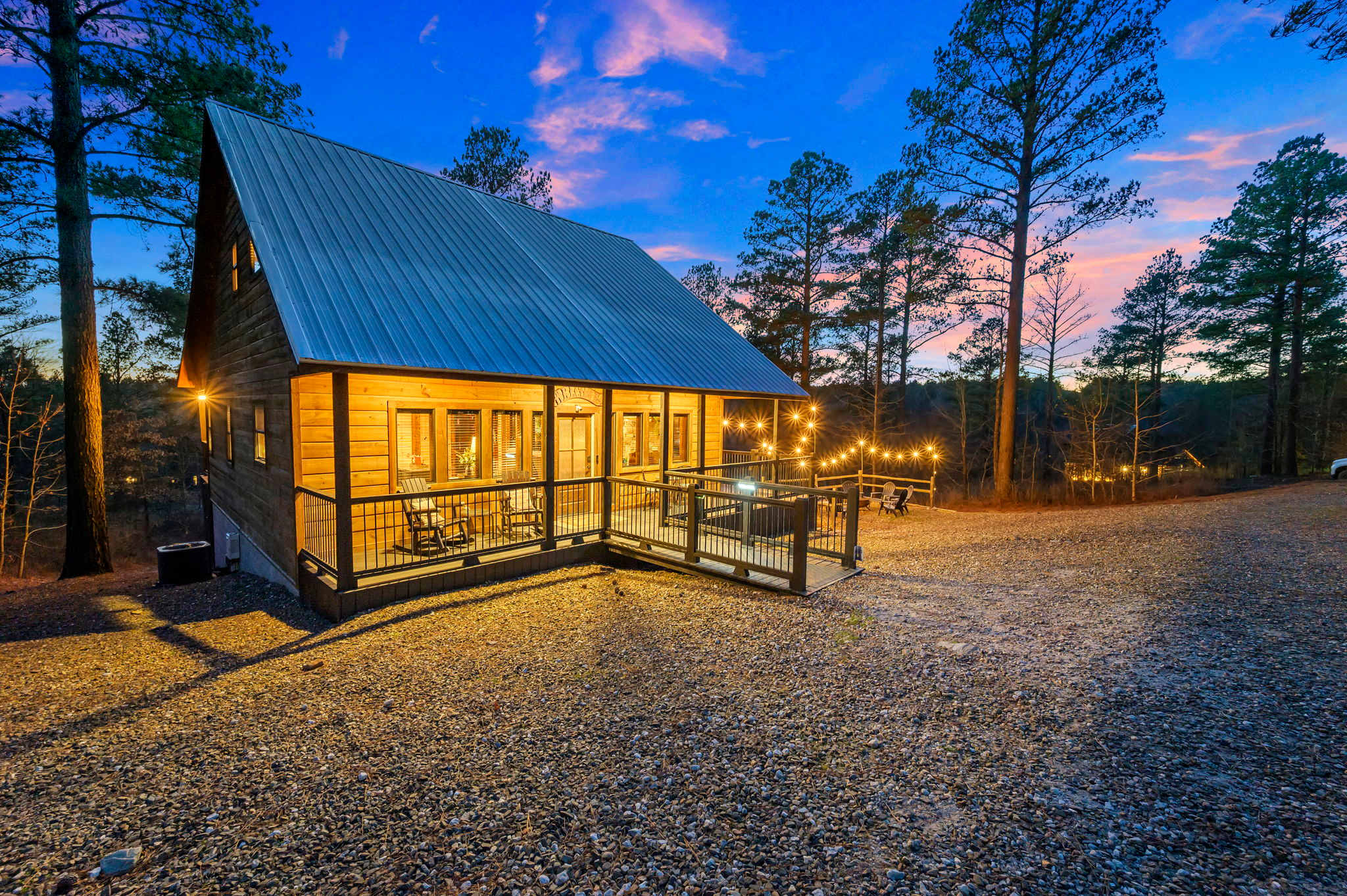New! Eagle Hollow! Hot Tub-Arcade-Foosball-Firepit