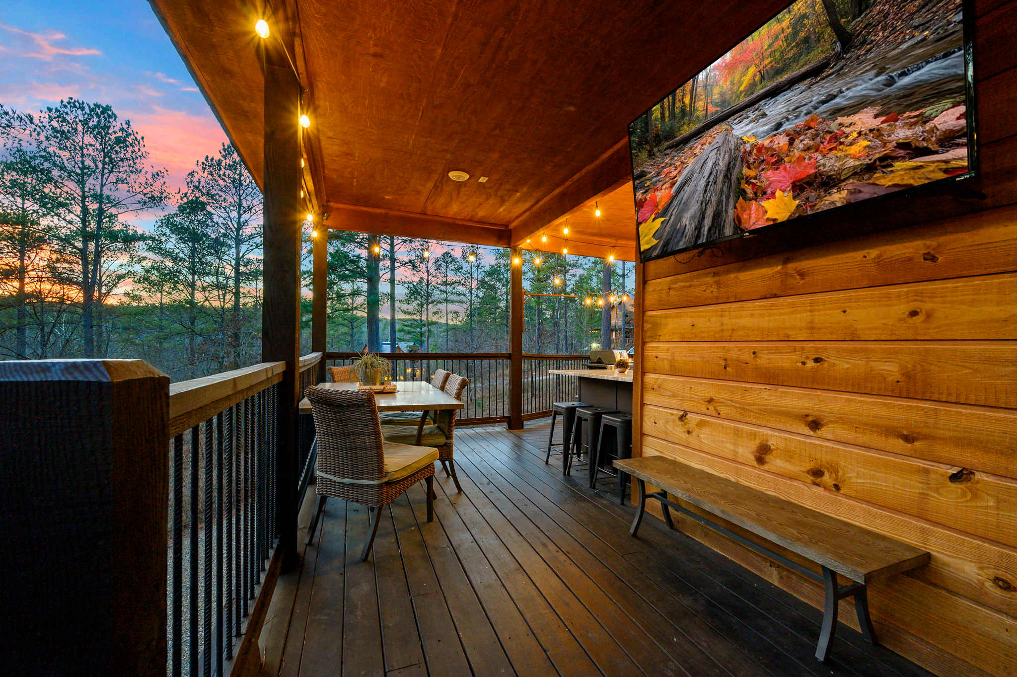 New! Eagle Hollow! Hot Tub-Arcade-Foosball-Firepit