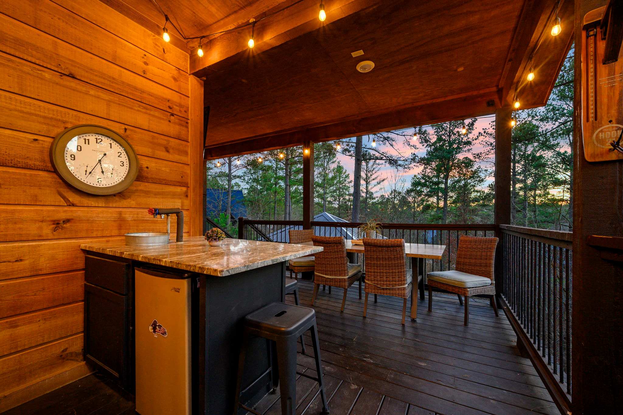 New! Eagle Hollow! Hot Tub-Arcade-Foosball-Firepit
