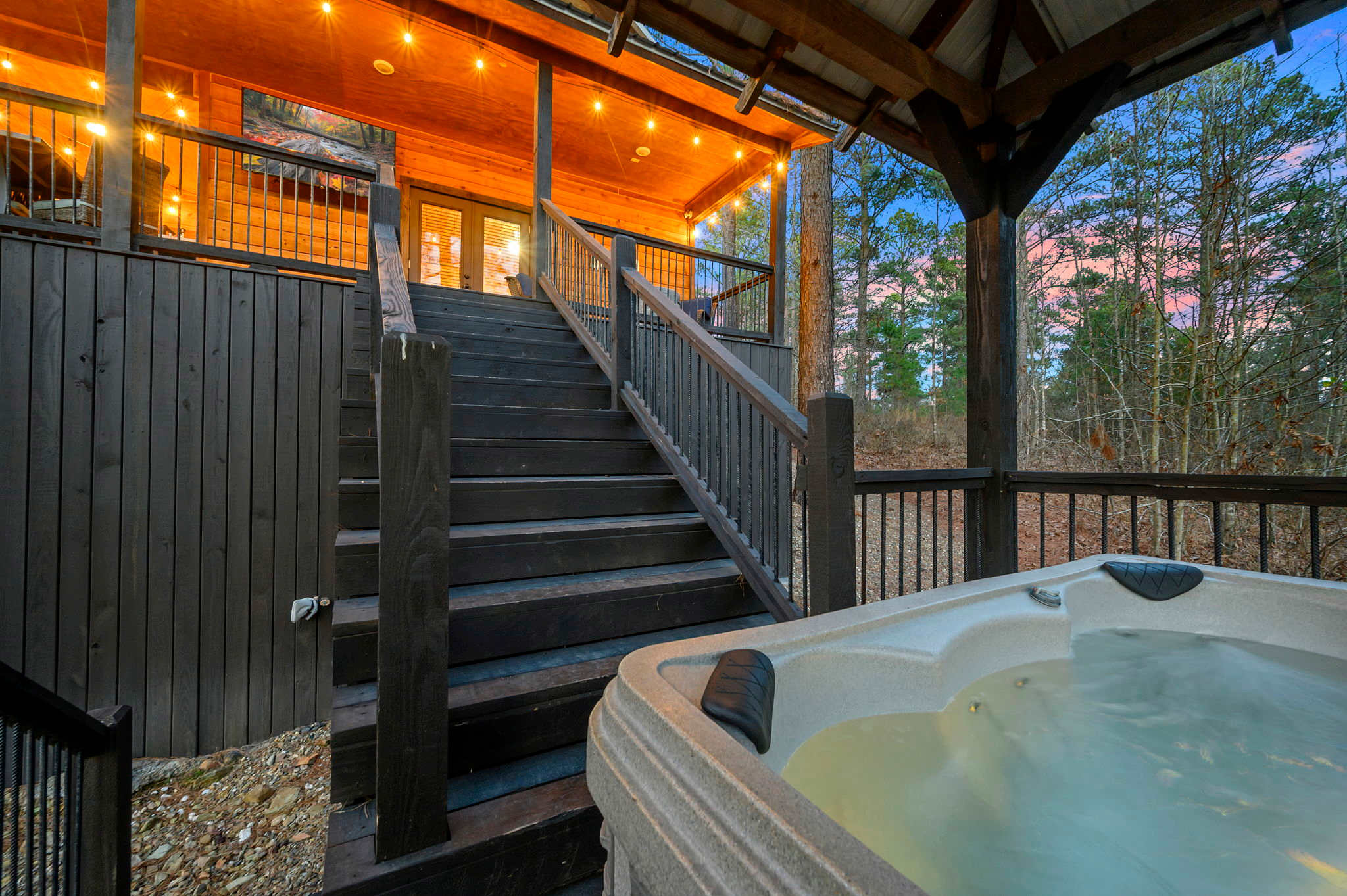 New! Eagle Hollow! Hot Tub-Arcade-Foosball-Firepit