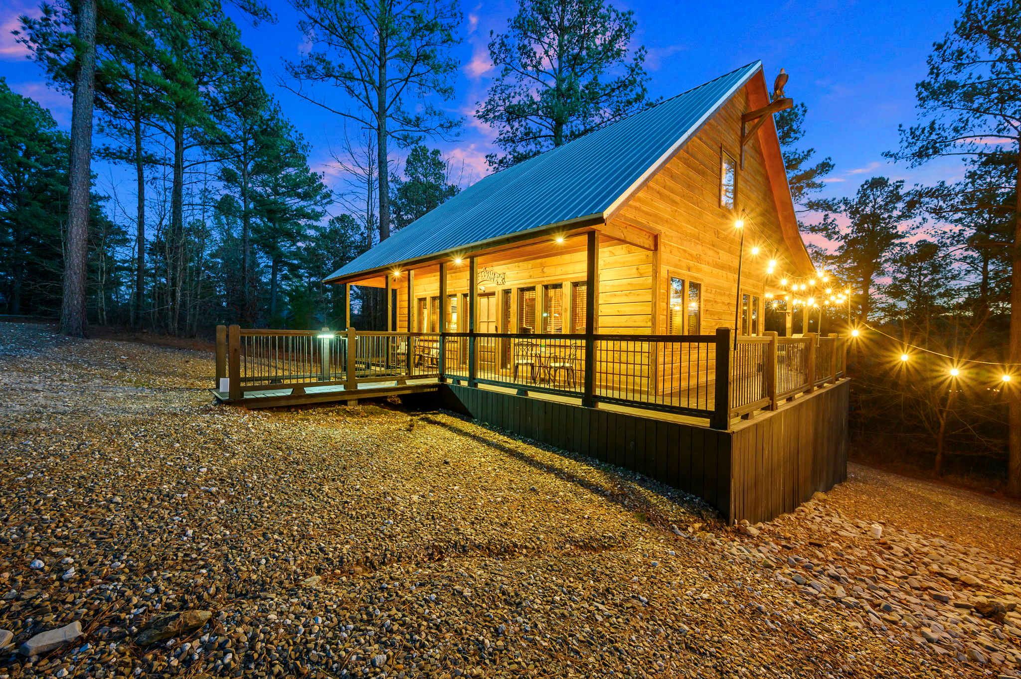 New! Eagle Hollow! Hot Tub-Arcade-Foosball-Firepit