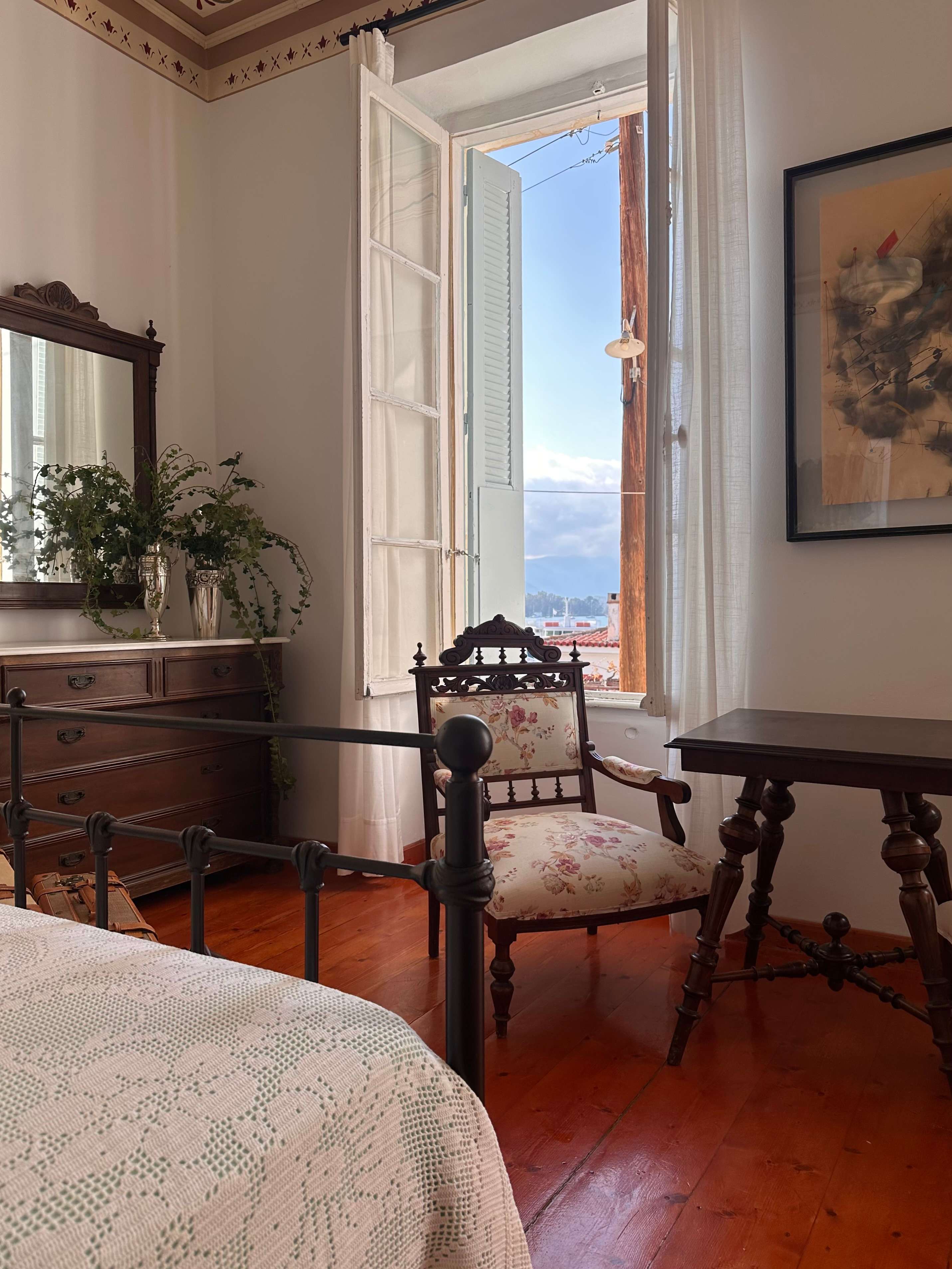 Poros Chic Seaside Neo-Classical Apartment w/ Terrace — Poros — vacation rental