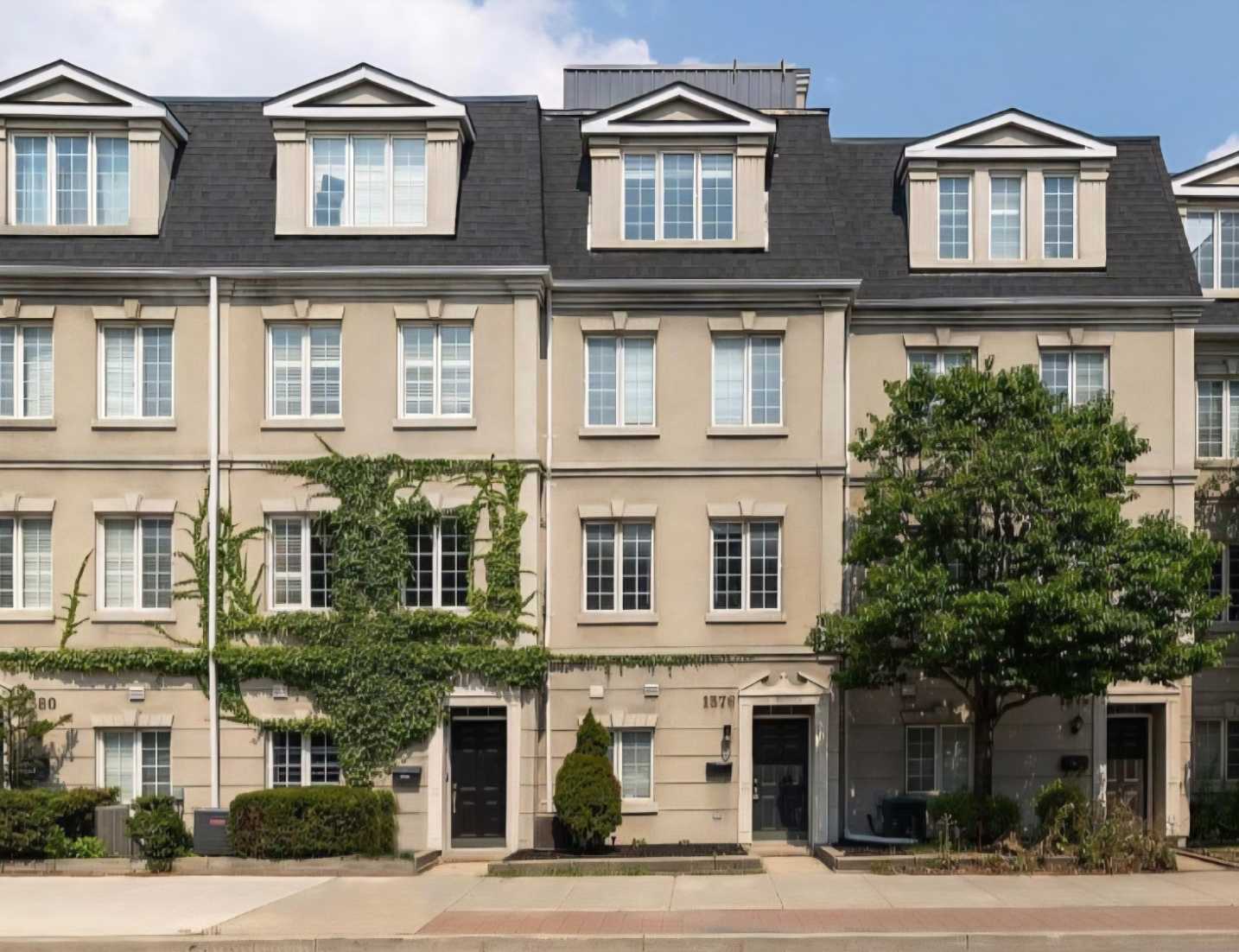 Building Exterior with Private Entrance