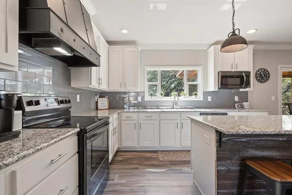 Hye Life in the Hill Country! 2