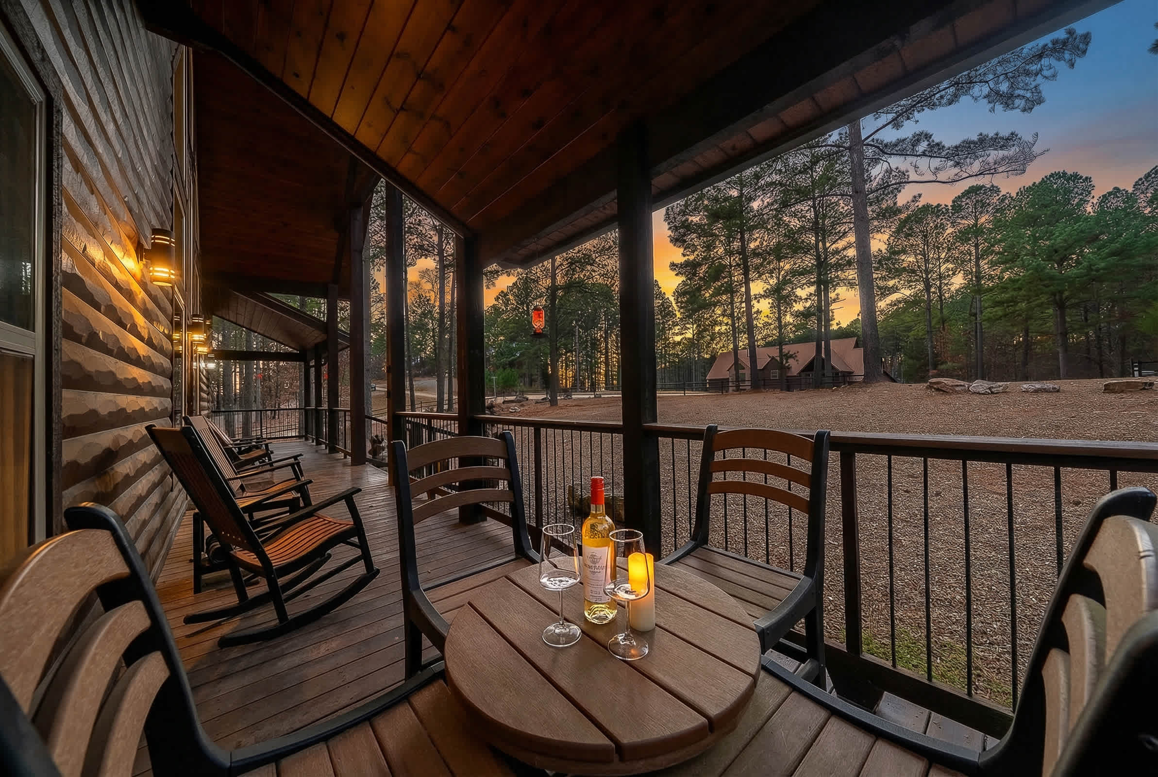 New! Answered Prayers! Pond! Hot Tub! Sleep 22!