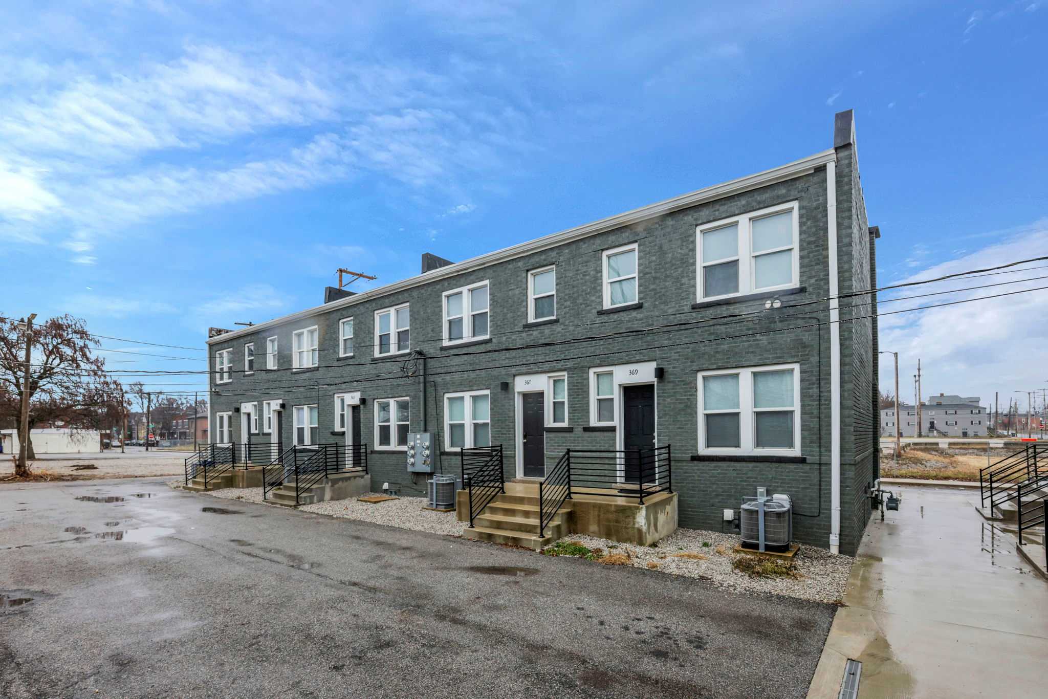 Perfect Short Stay in Historic Columbus Walkable, Modern & Easy!