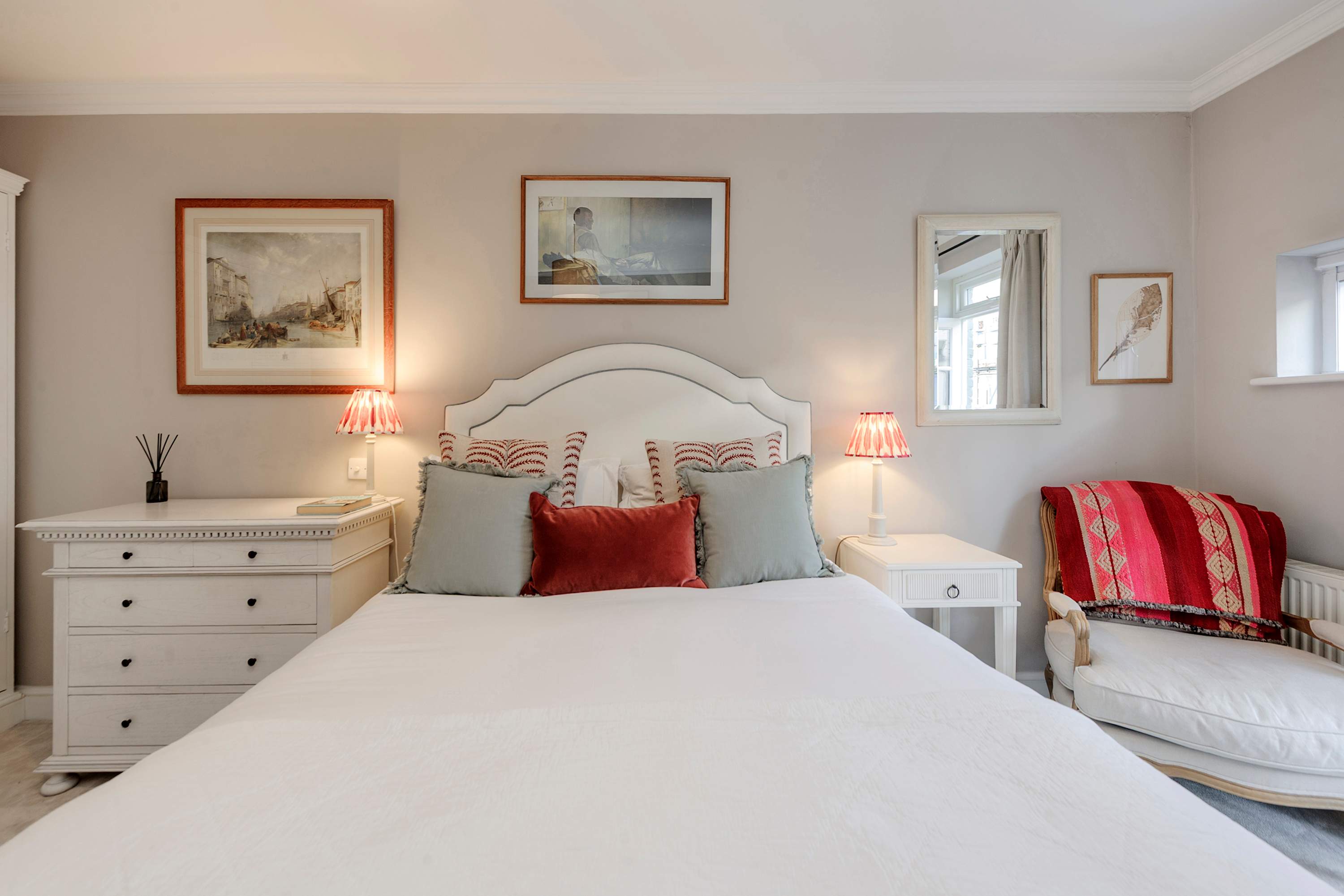 View Divine Mews House - South Kensington in Princes Gate Mews 52 SW7 2PR Divine Mews House - South Kensington in Princes Gate Mews 52 SW7 2PR - Property image 11 - VivreStays