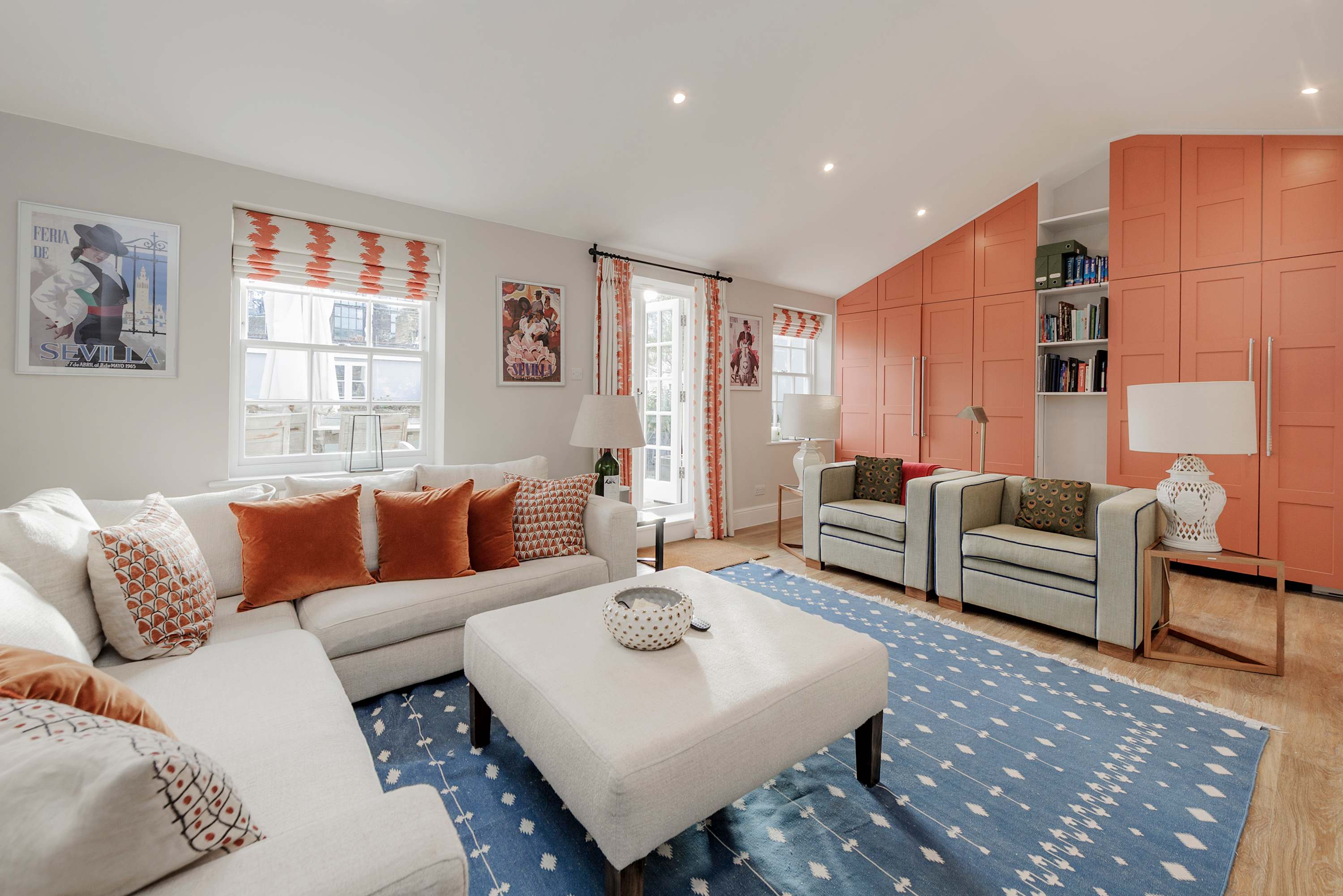 View Divine Mews House - South Kensington in Princes Gate Mews 52 SW7 2PR Divine Mews House - South Kensington in Princes Gate Mews 52 SW7 2PR - Property image 3 - VivreStays