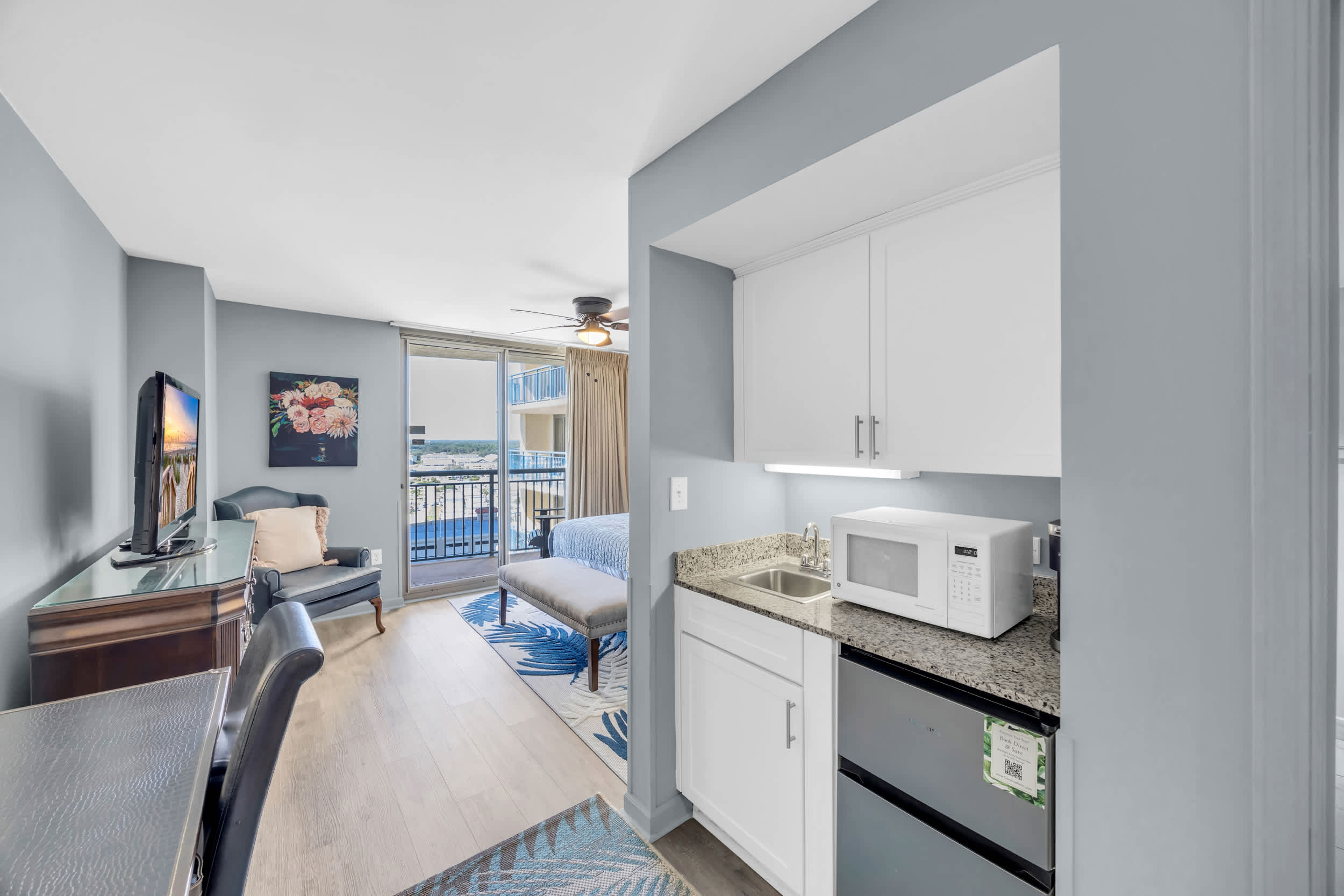 Ocean View Resort Condo w Private Master Suite