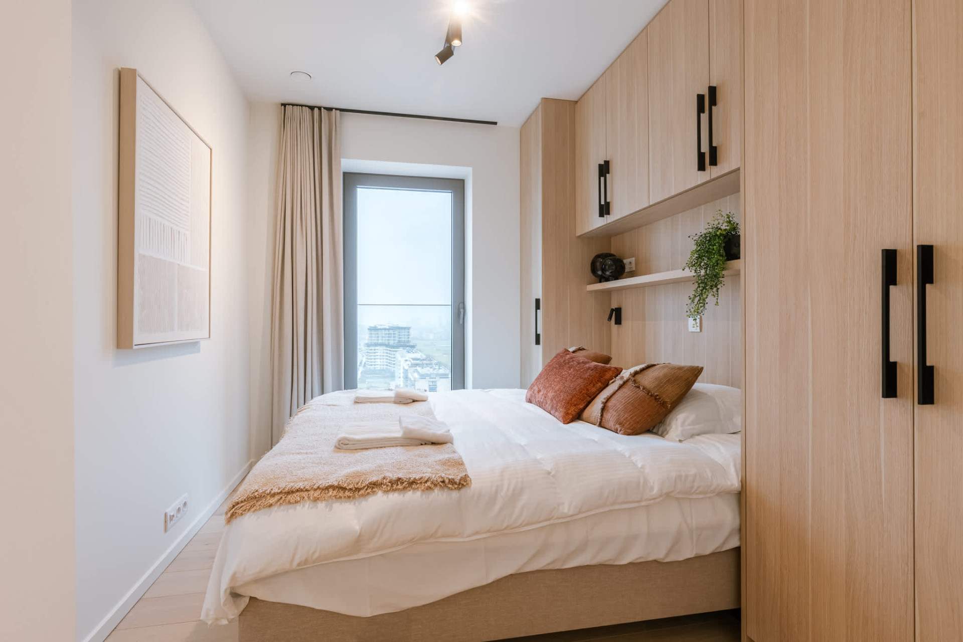 MOROWW Ostend · Seaview · Ensuite · Parking