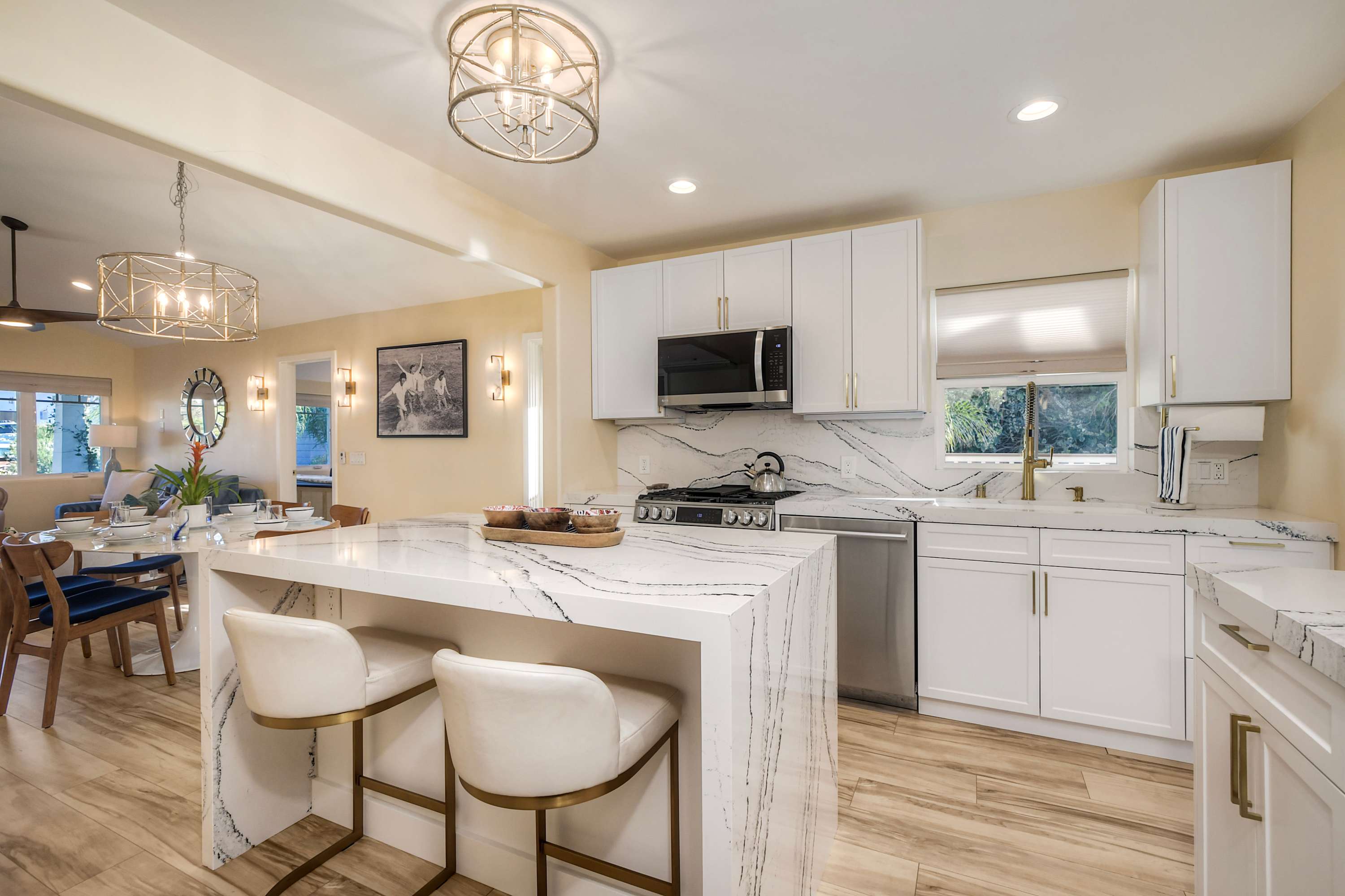 Monarch Cove - Unit A  For 7ppl 2