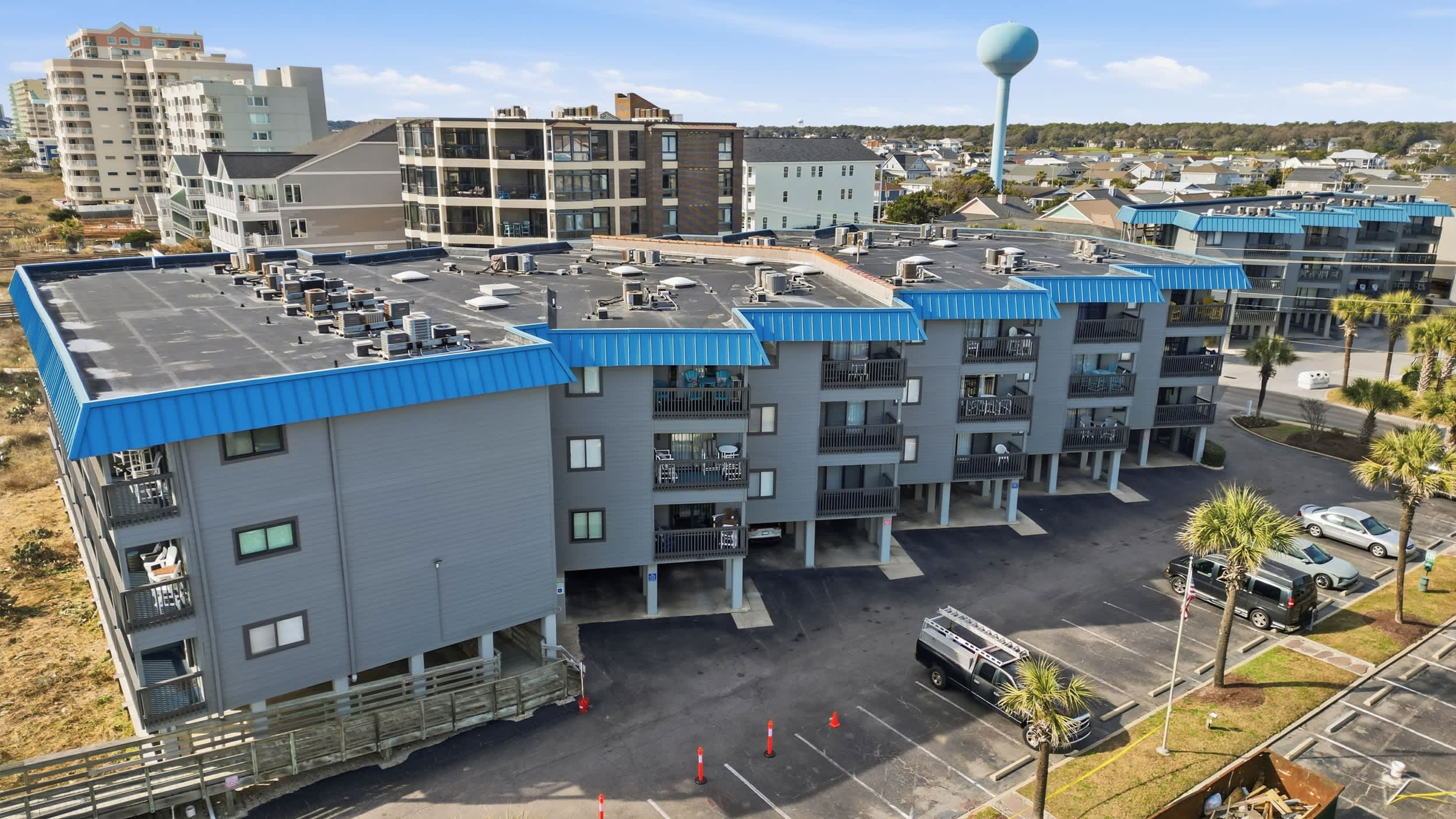 Shoreline Glimmer at Sea Cabin w Pool