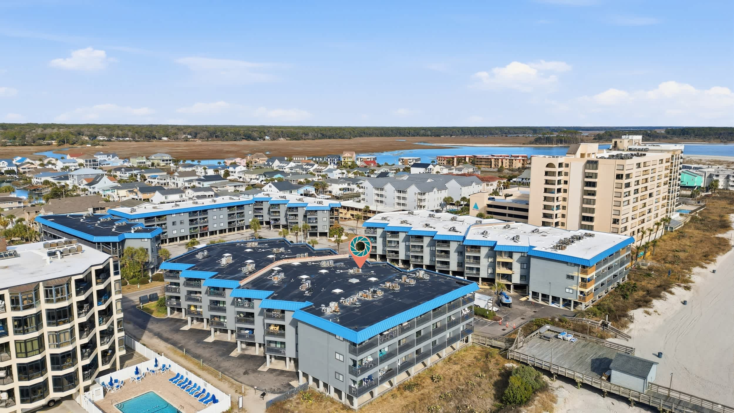 Shoreline Glimmer at Sea Cabin w Pool