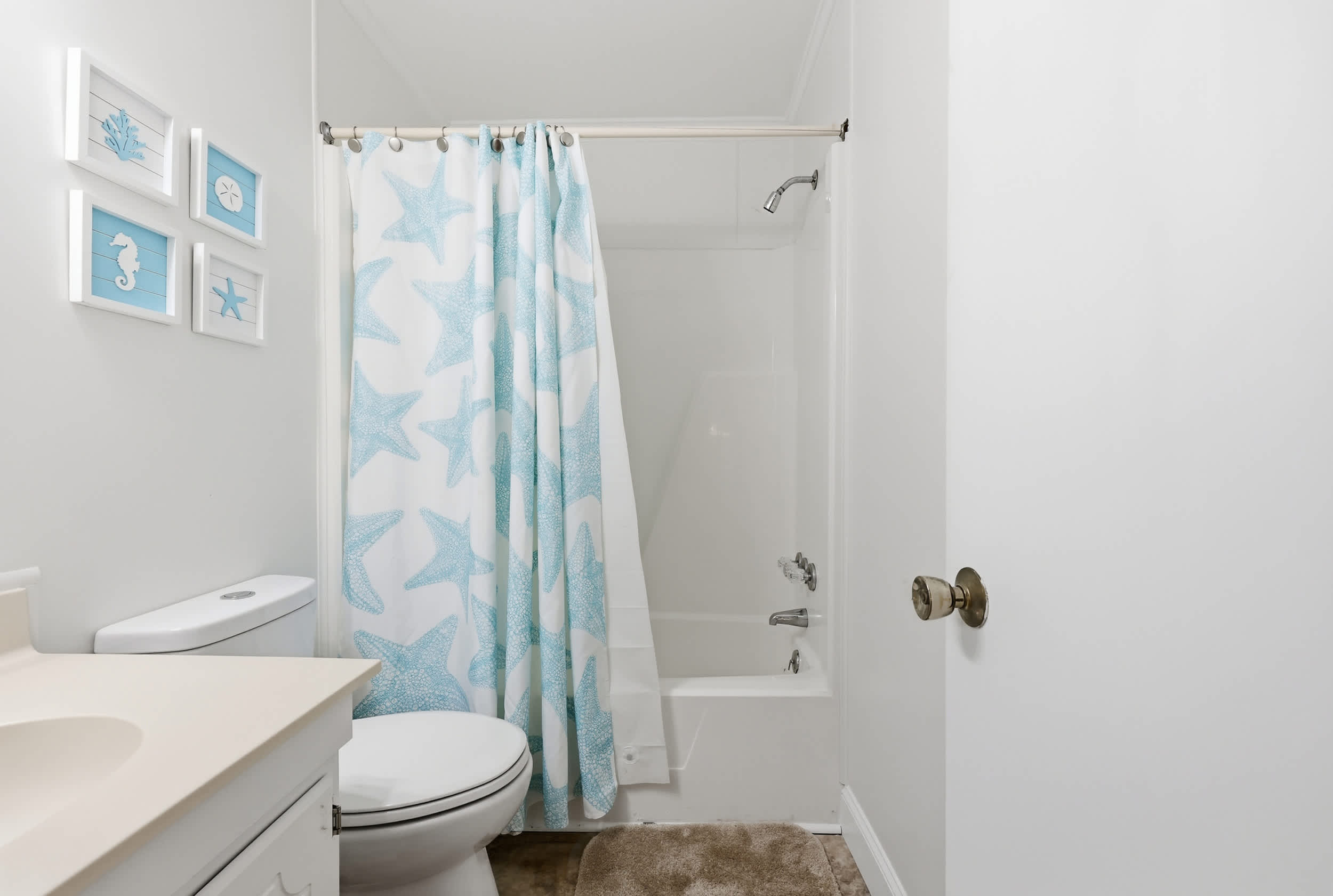 Shoreline Glimmer at Sea Cabin w Pool