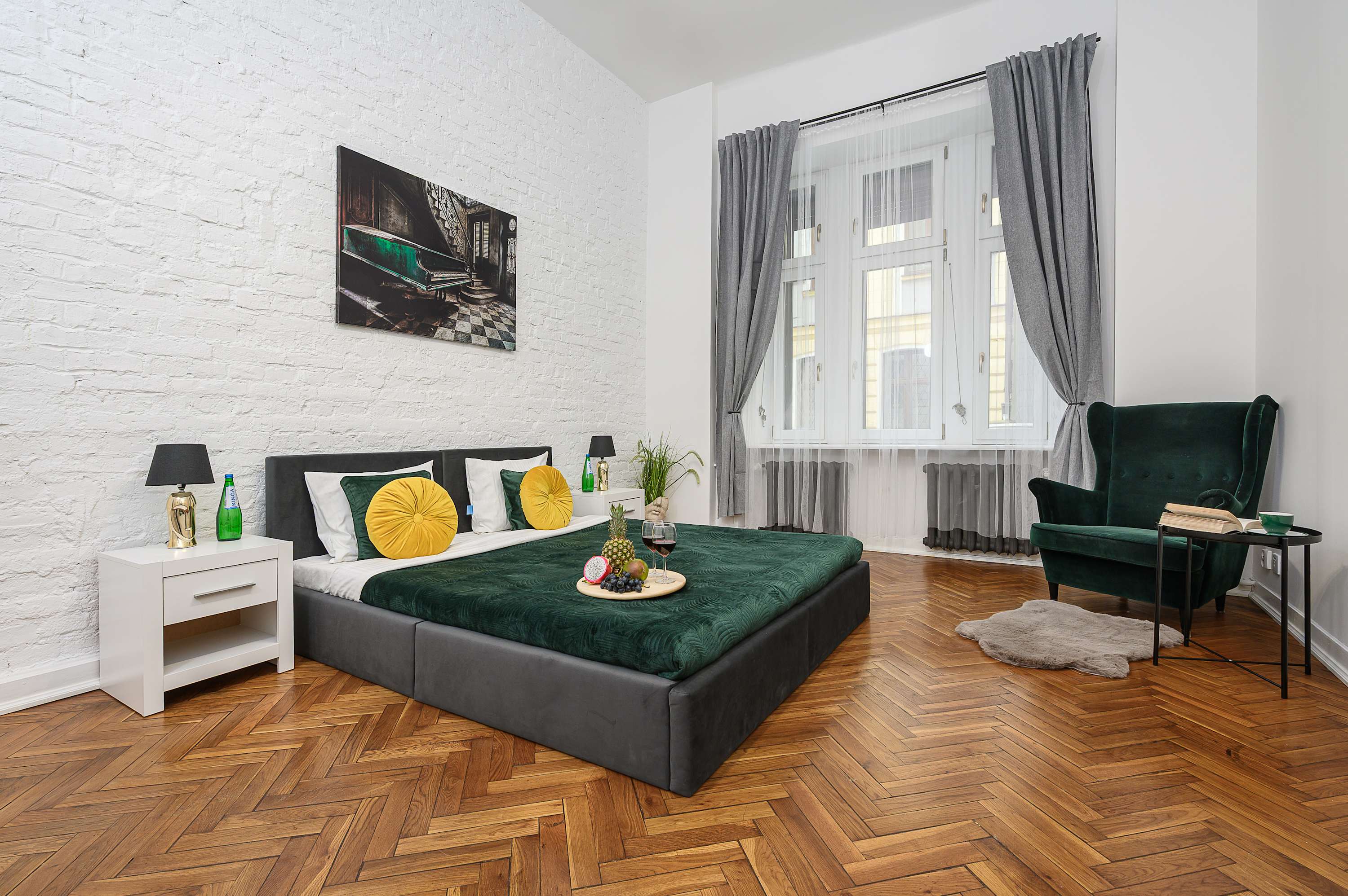 Lumina spacious apart close to the city center