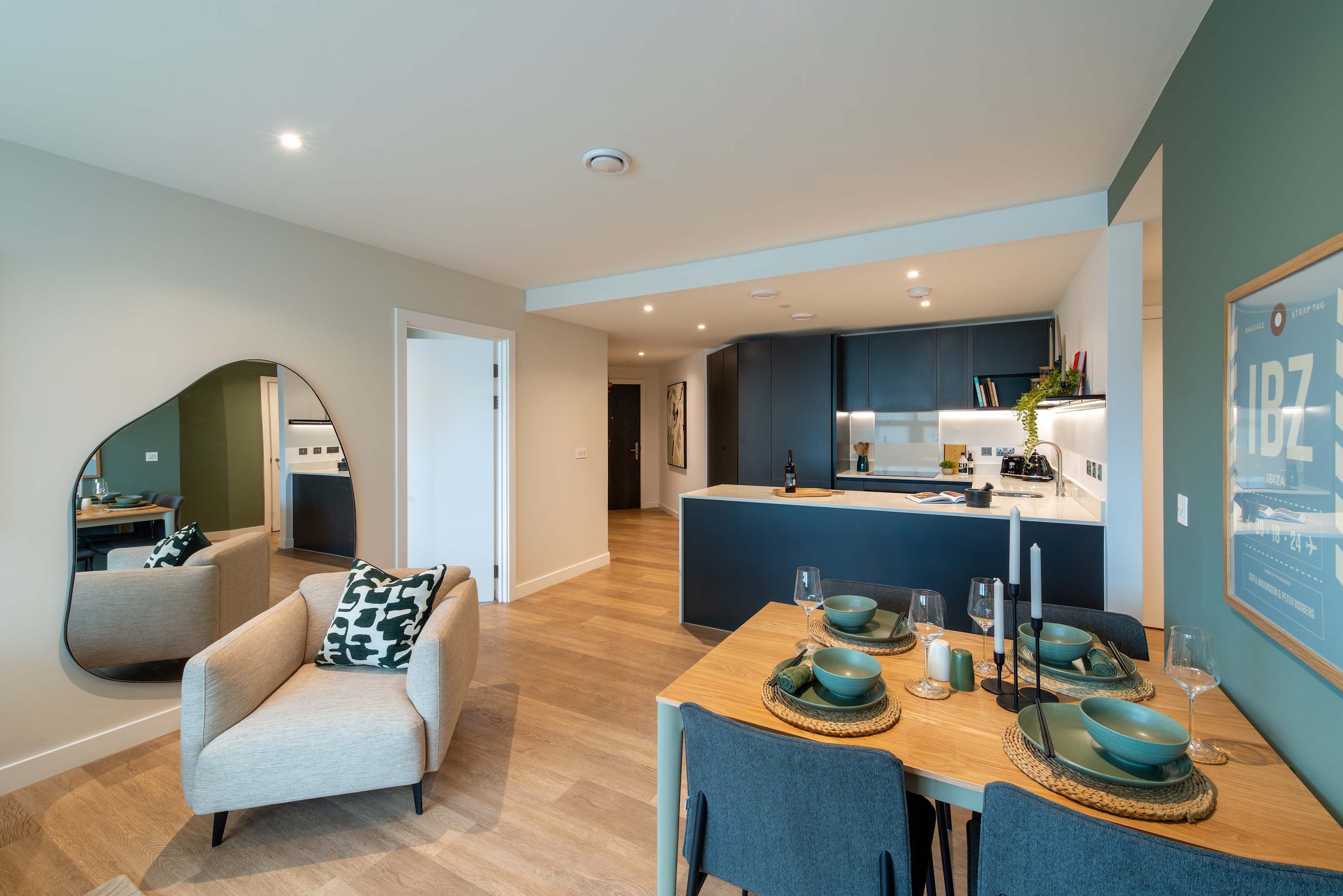 Family-Friendly 2BR Apartment with City Views — West Midlands, England — vacation rental