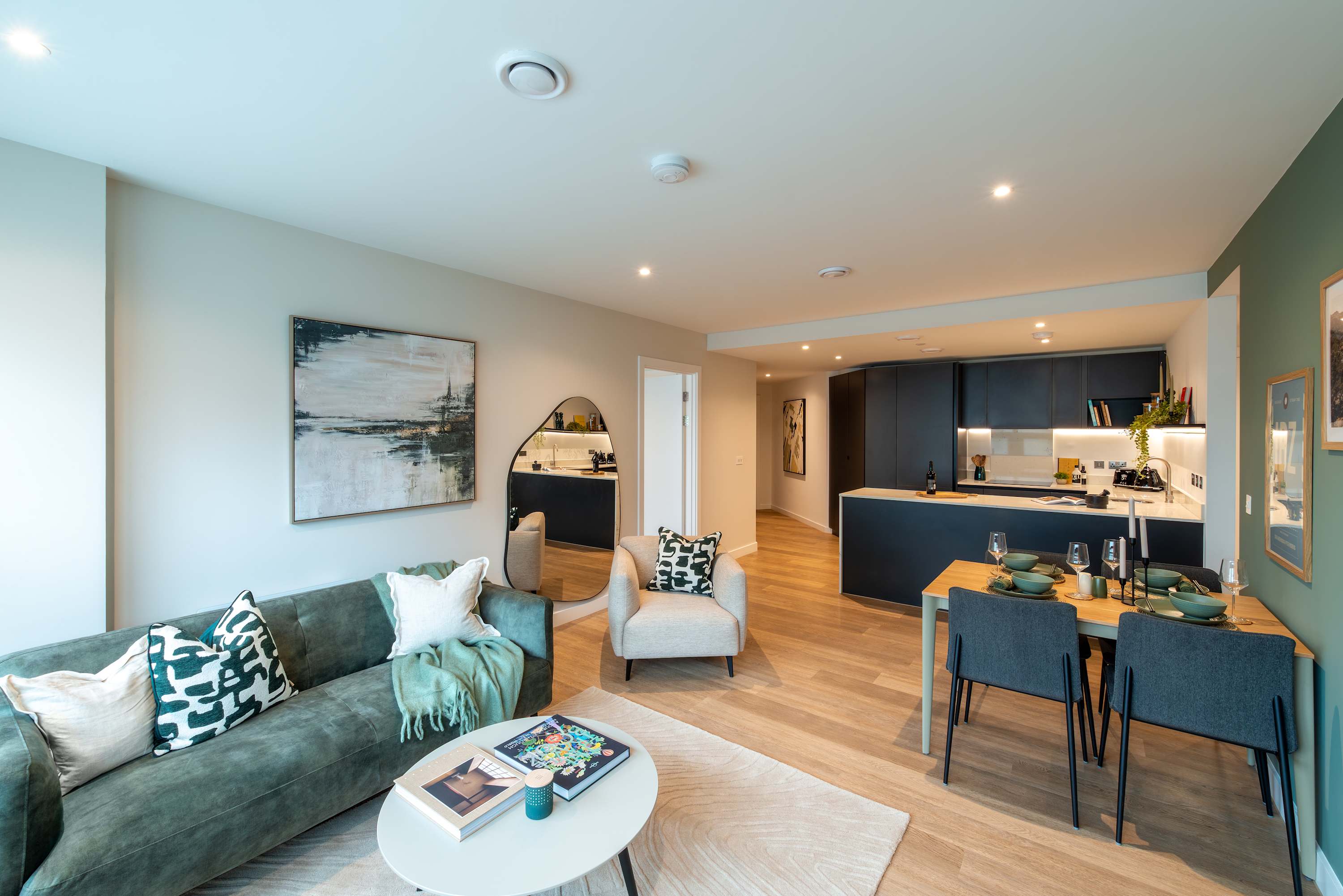 Sky-High Luxury 2BR | The Octagon — West Midlands, England — vacation rental