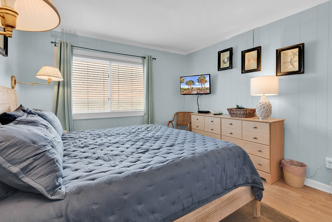 Oceanfront Garden City Beach 2BR Beauty Pool | Photo 13