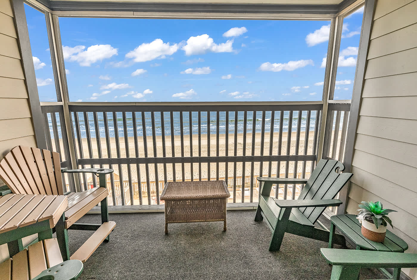 Oceanfront Garden City Beach 2BR Beauty Pool | Photo 19