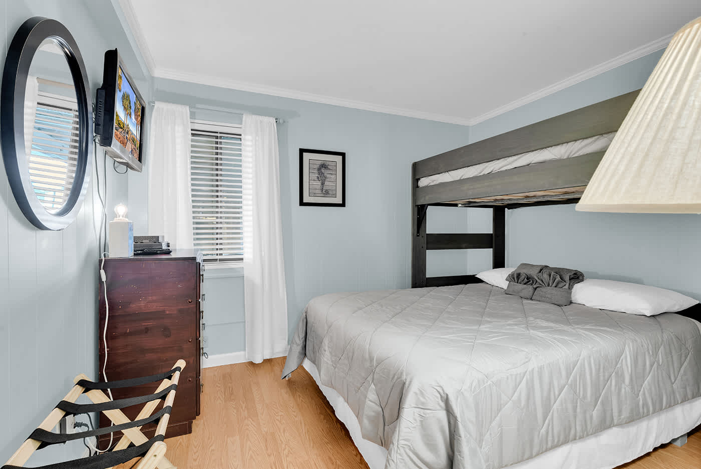 Oceanfront Garden City Beach 2BR Beauty Pool | Photo 15