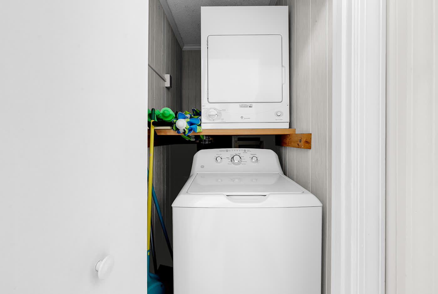 Oceanfront Garden City Beach 2BR Beauty Pool | Photo 37