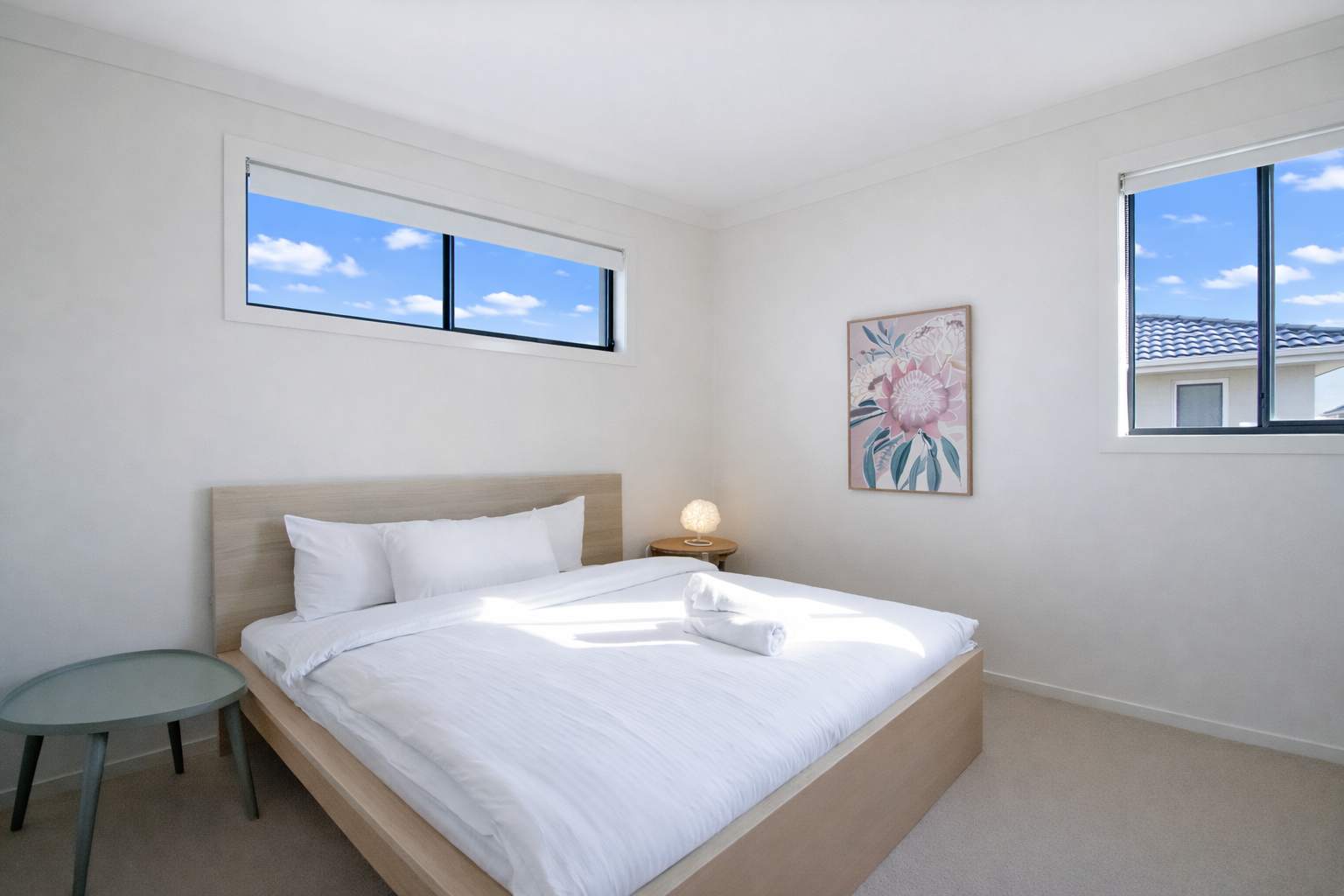 Contemporary Family Living at 4 Seafarer Way