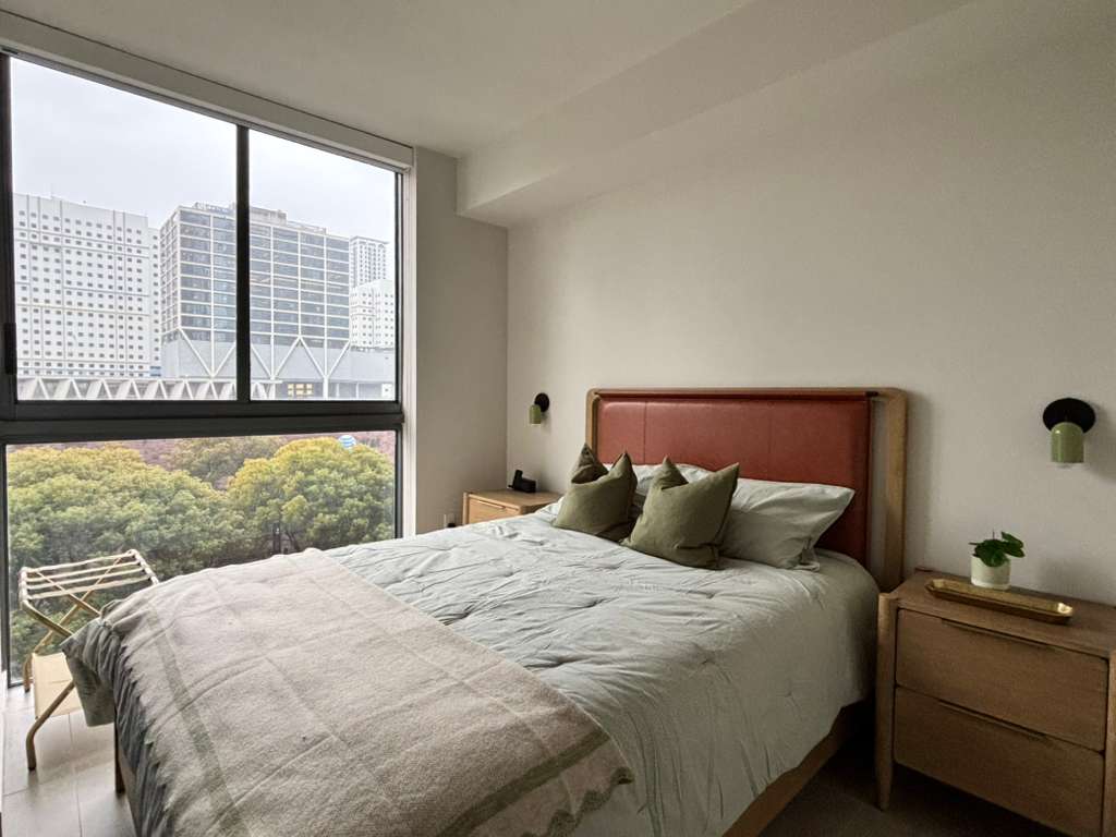 Prime Downtown Location - Rooftop Pool