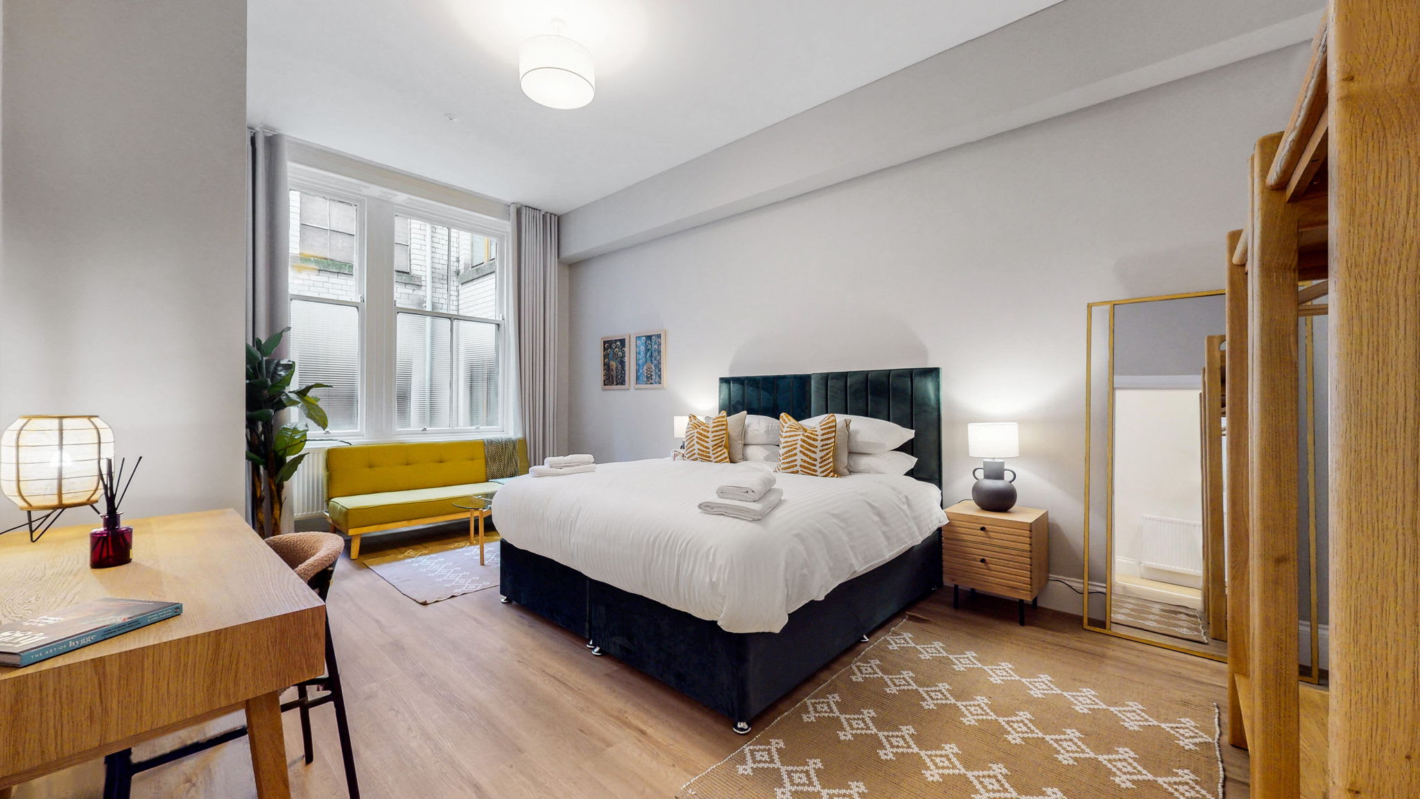 Warm & Spacious City Centre Stay | Sleeps 8 in Bath Street 92 G2 2EJ - Property image 33 - VivreStays