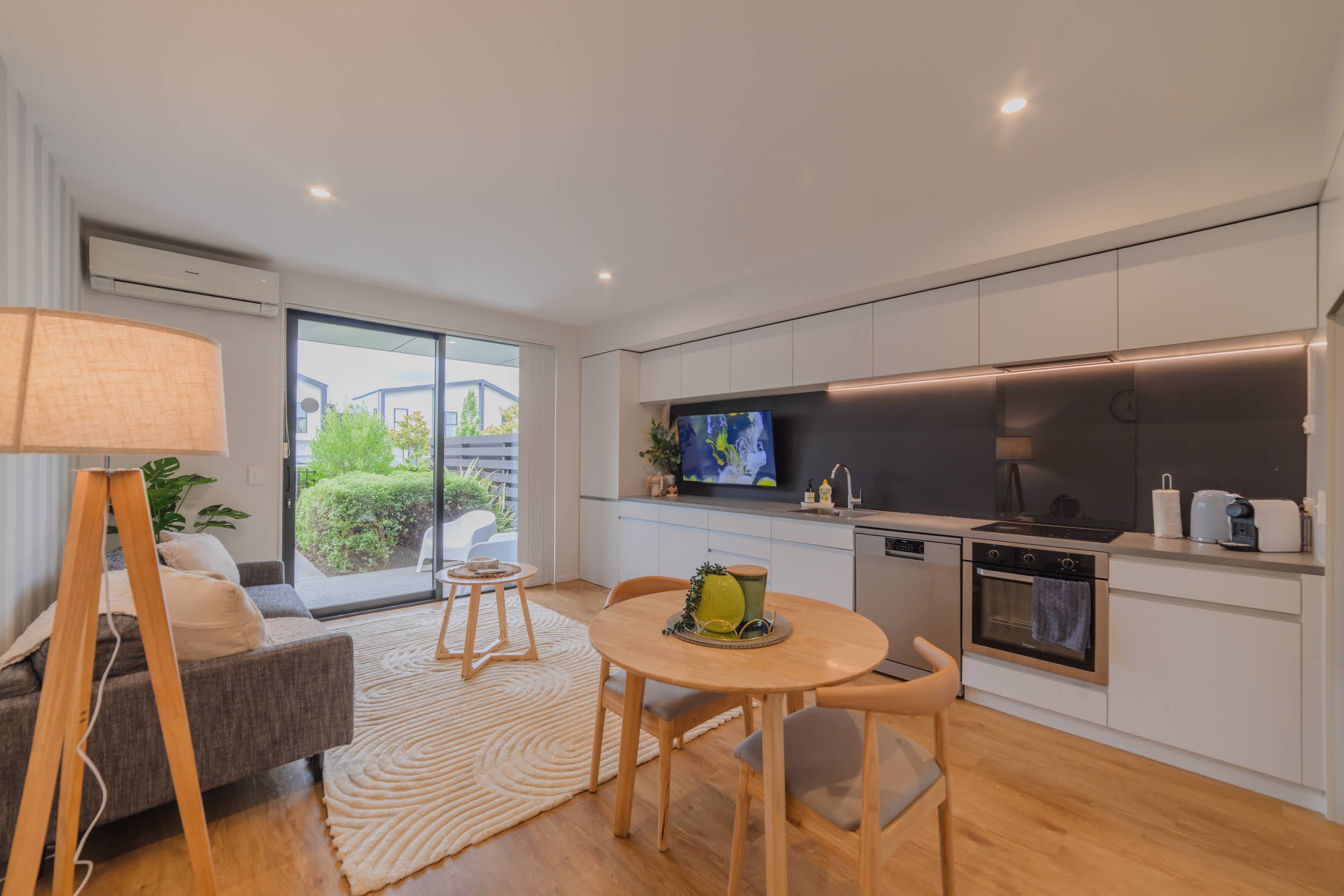 Sydenham Escape with Patio and Parking — Christchurch, Canterbury Region — vacation rental