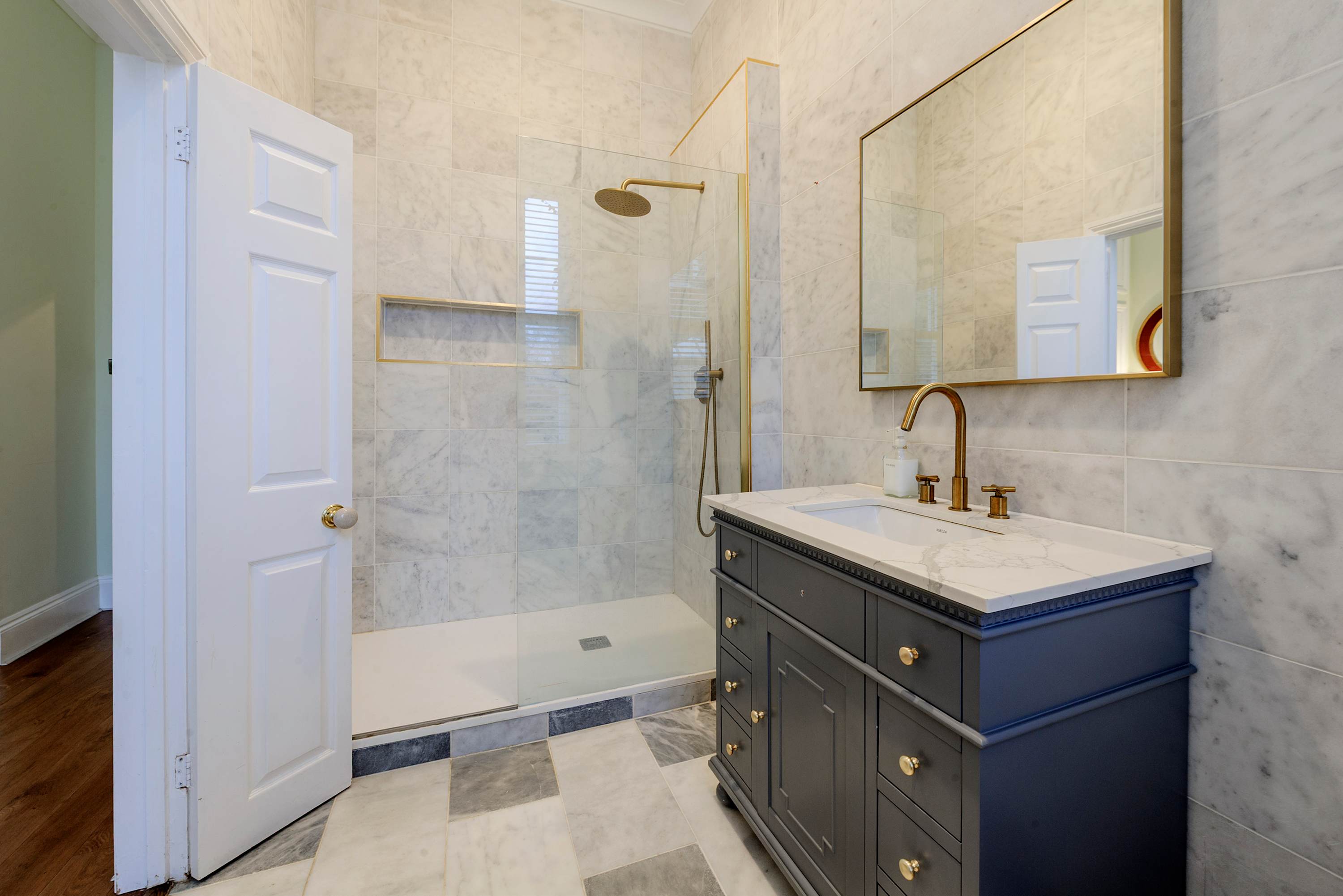 Modern 2-bedroom flat - Angel in Gerrard Road 41B N1 8AX - Property image 14 - VivreStays