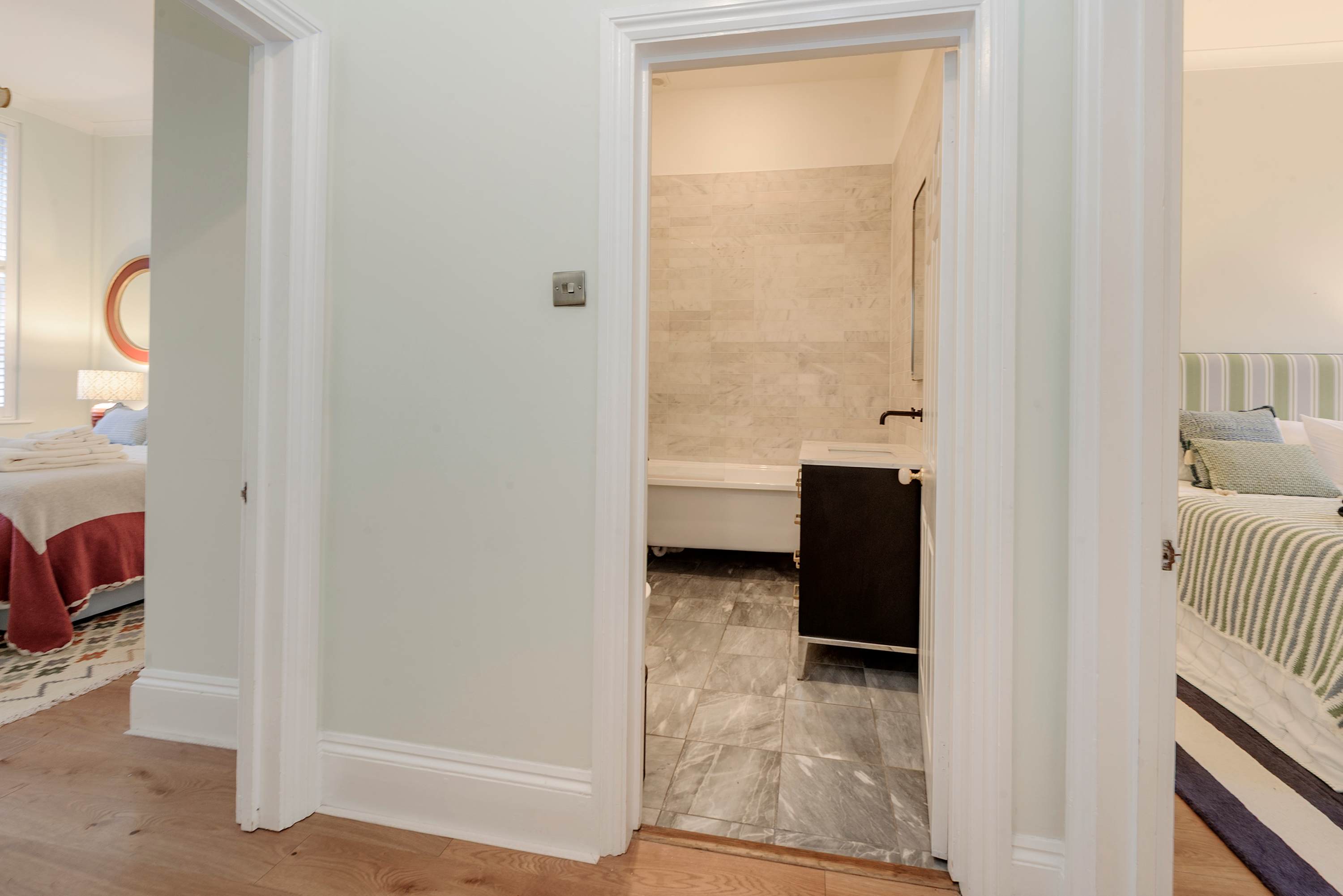 Modern 2-bedroom flat - Angel in Gerrard Road 41B N1 8AX - Property image 25 - VivreStays