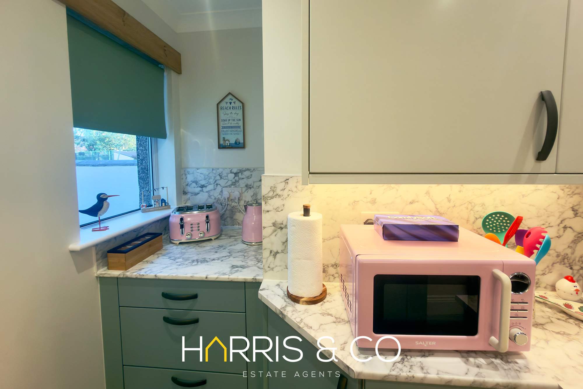 Driftwood Bay - Coastal Escape in Carr Road 58 FY7 6QH - Property image 30 - VivreStays
