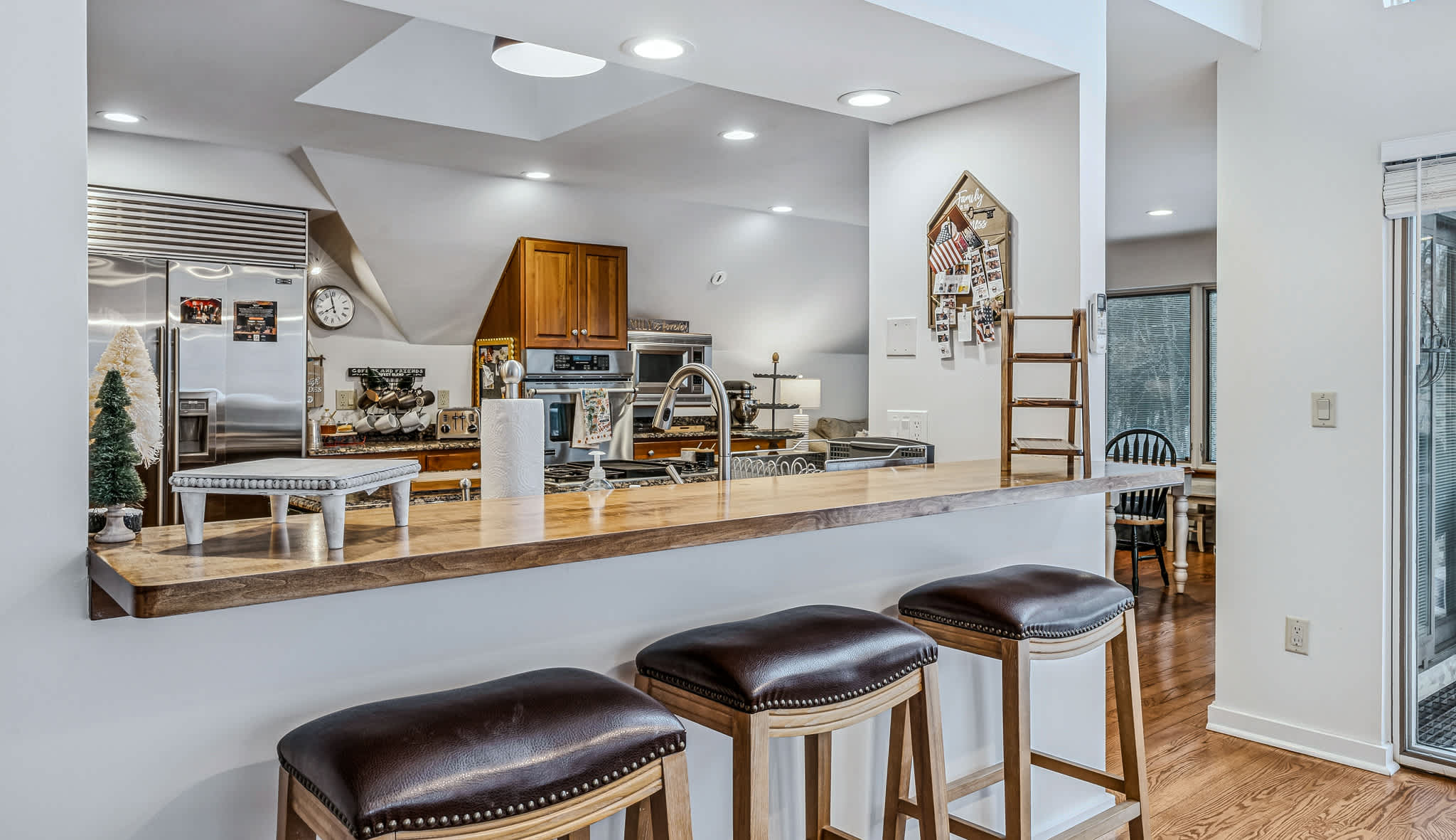 Golf Course, Fireplace, Pool Table - The Oasis*