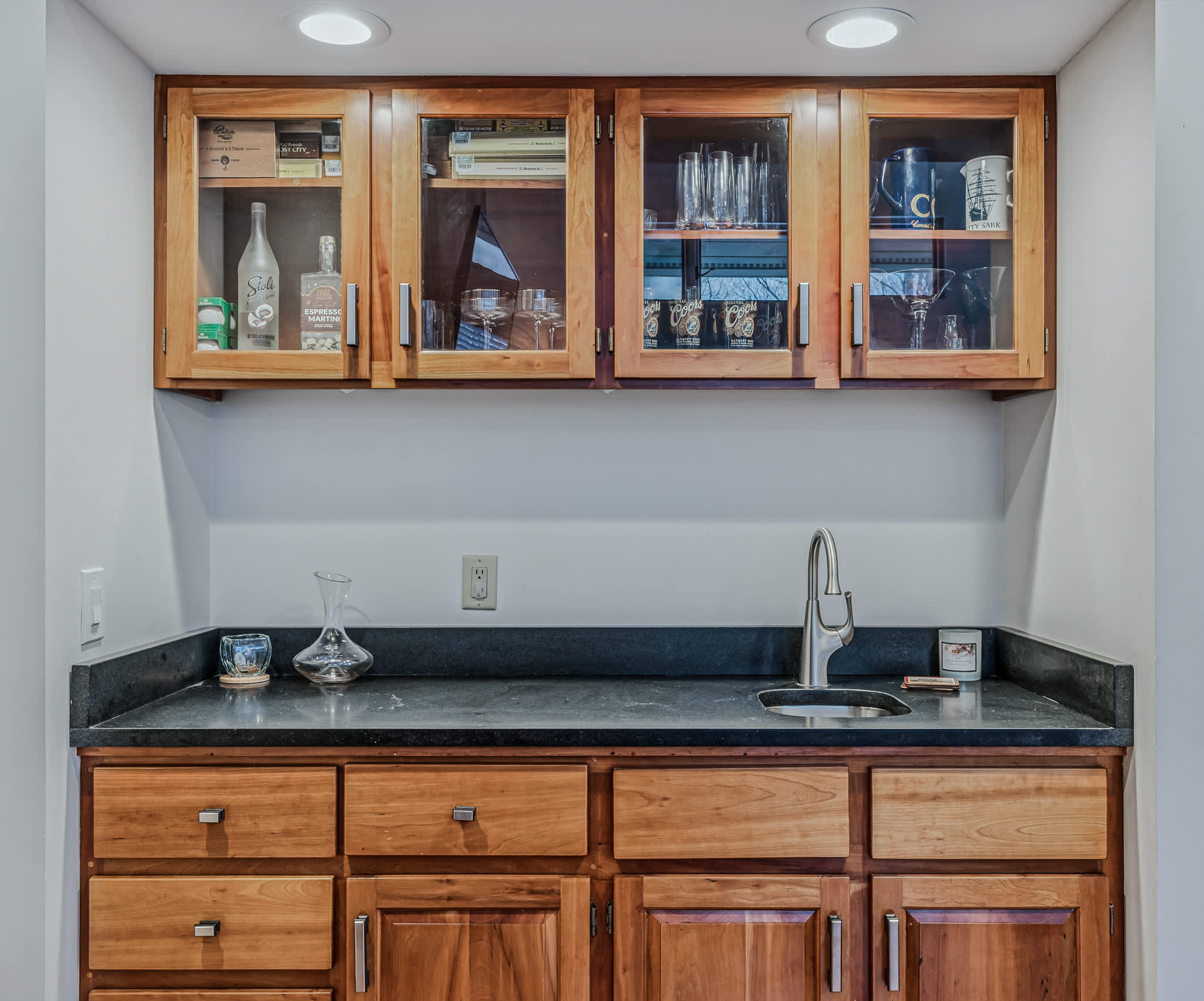 Golf Course, Fireplace, Pool Table - The Oasis*