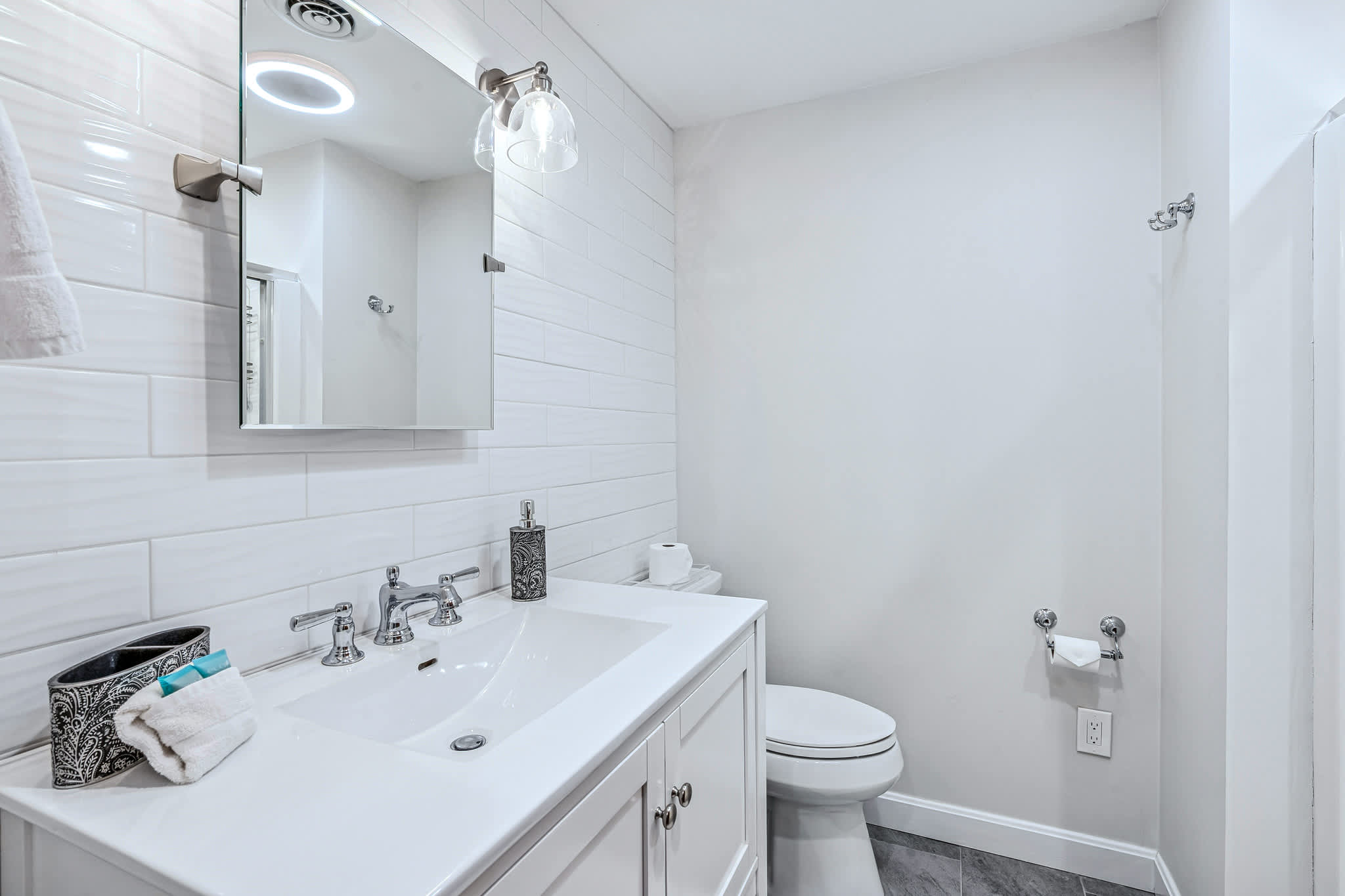 Golf Course, Fireplace, Pool Table - The Oasis*