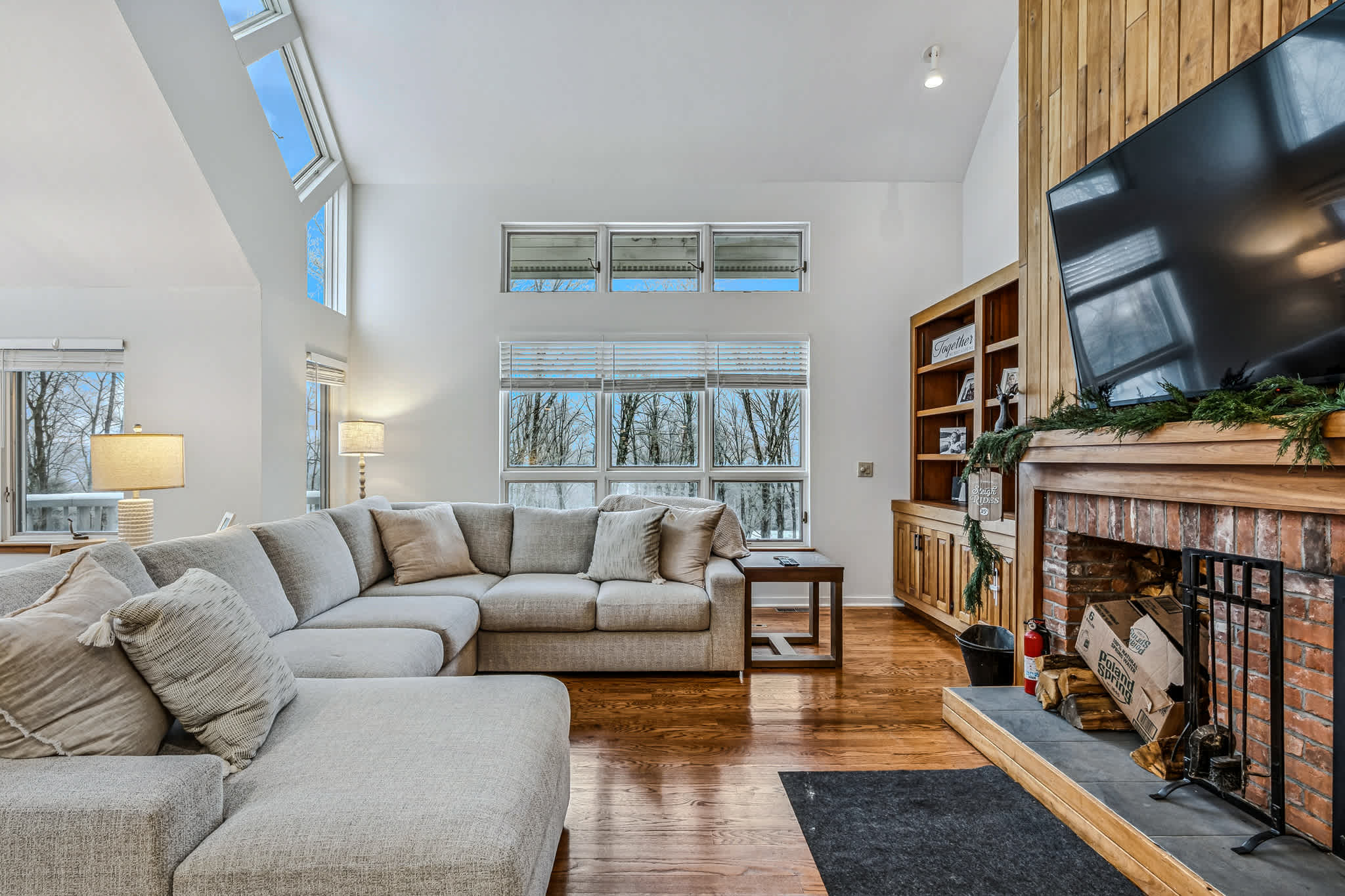 Golf Course, Fireplace, Pool Table - The Oasis*