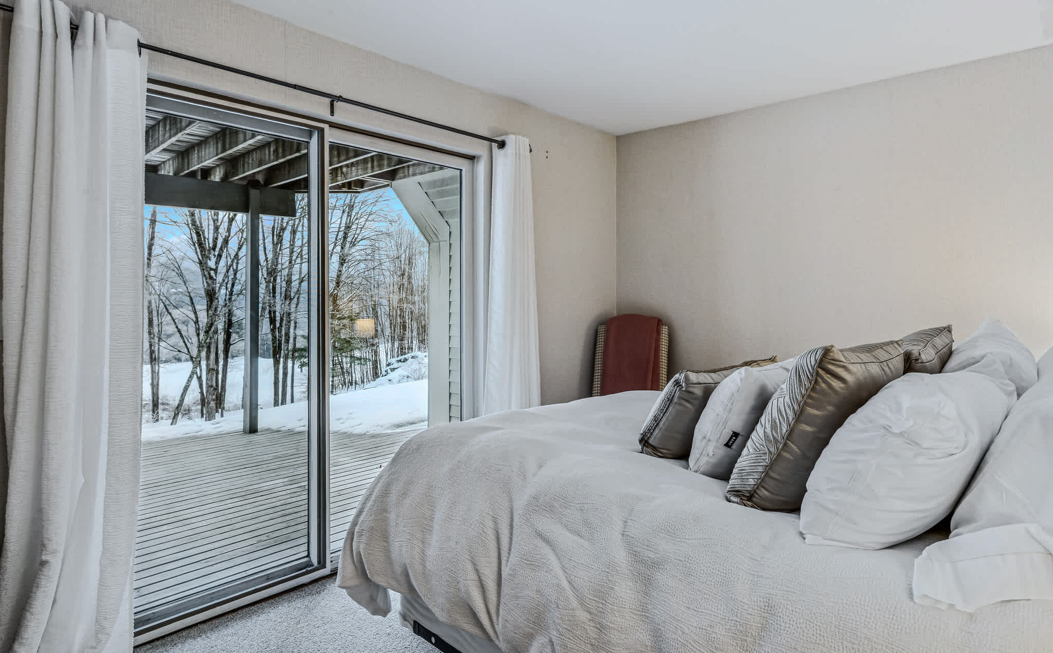 Golf Course, Fireplace, Pool Table - The Oasis*