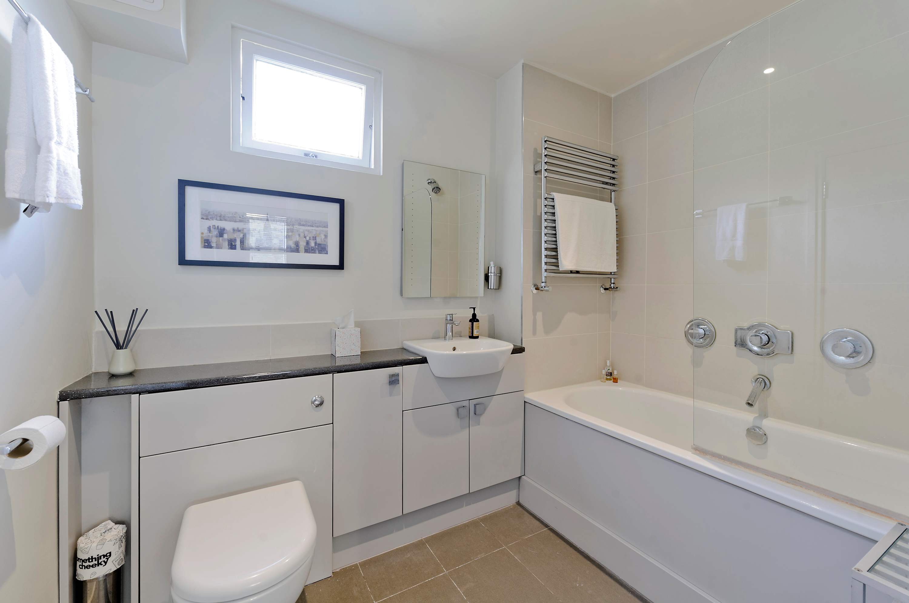 2 Bedroom Mews House, Marble Arch in Frederick Close 1 W2 2HD - Property image 10 - VivreStays