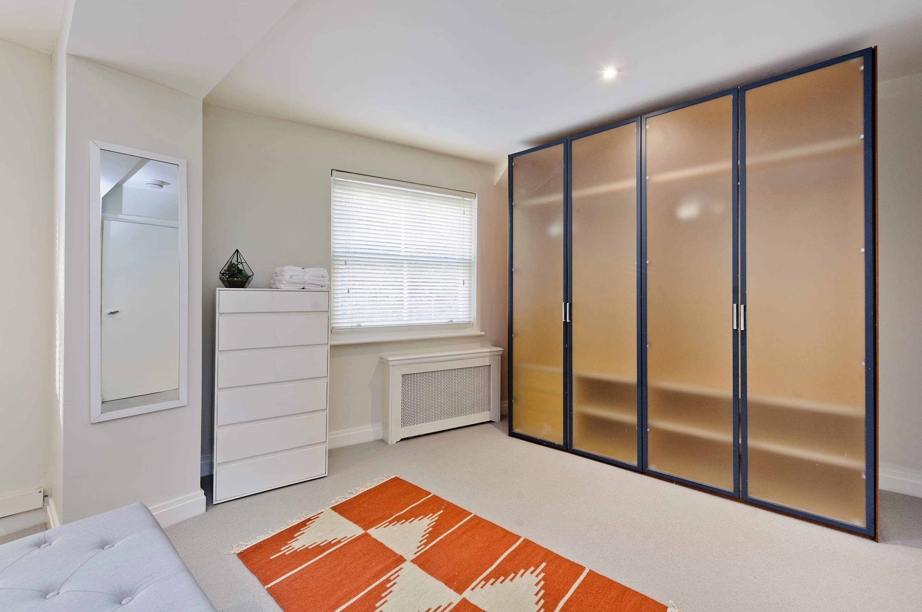 2 Bedroom Mews House, Marble Arch in Frederick Close 1 W2 2HD - Property image 9 - VivreStays