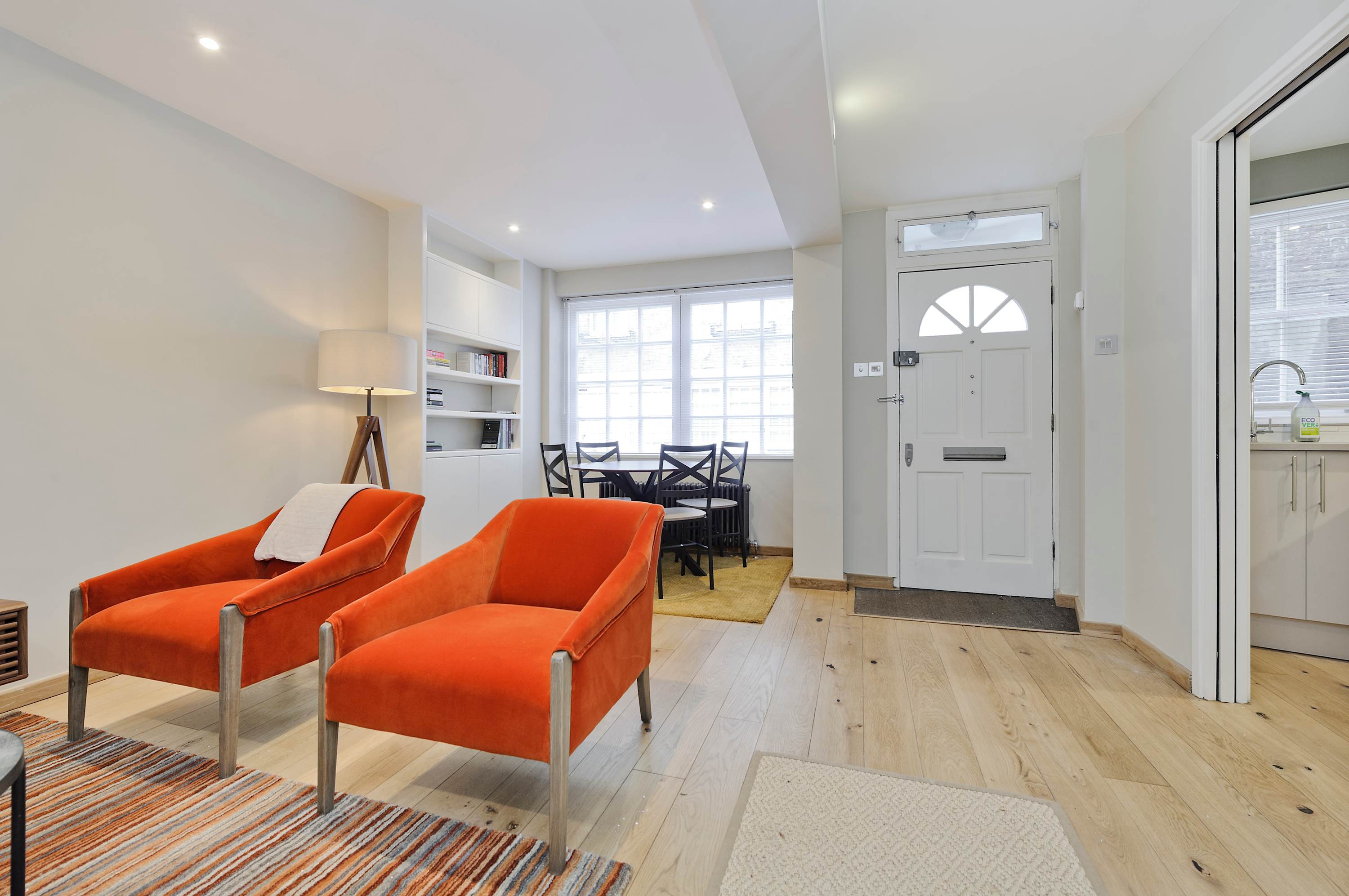 2 Bedroom Mews House, Marble Arch in Frederick Close 1 W2 2HD - Property image 21 - VivreStays